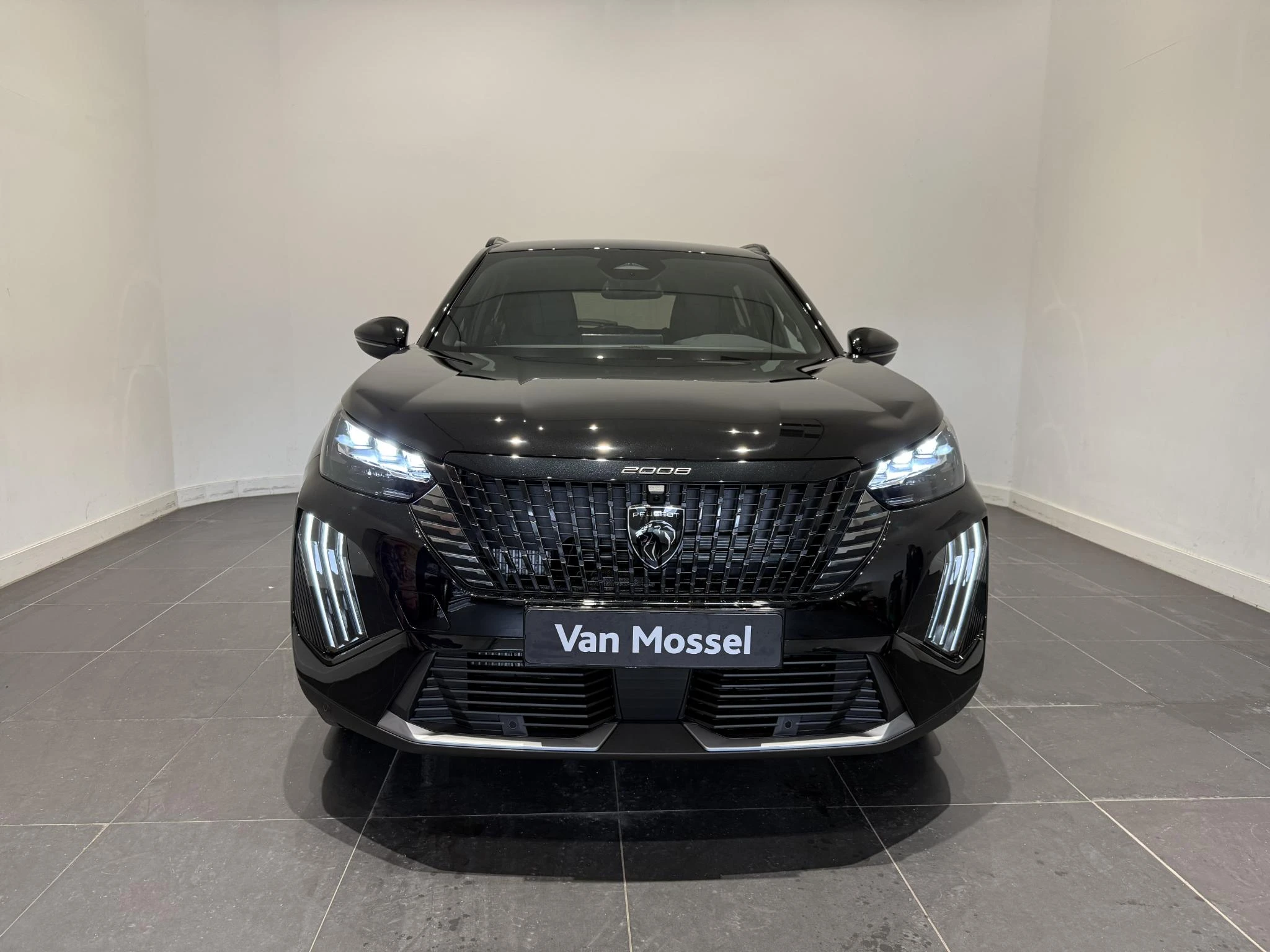 Peugeot-2008-image-1