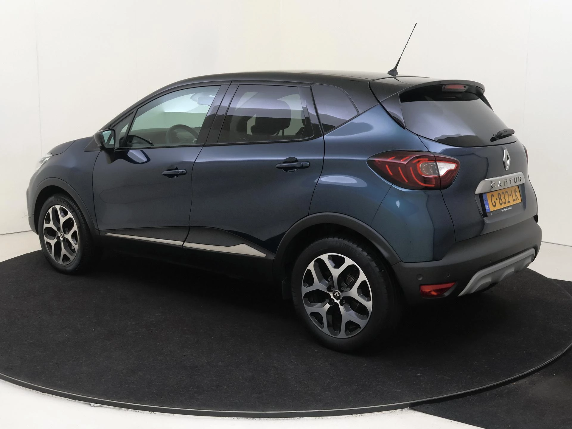 Renault-Captur-image-3