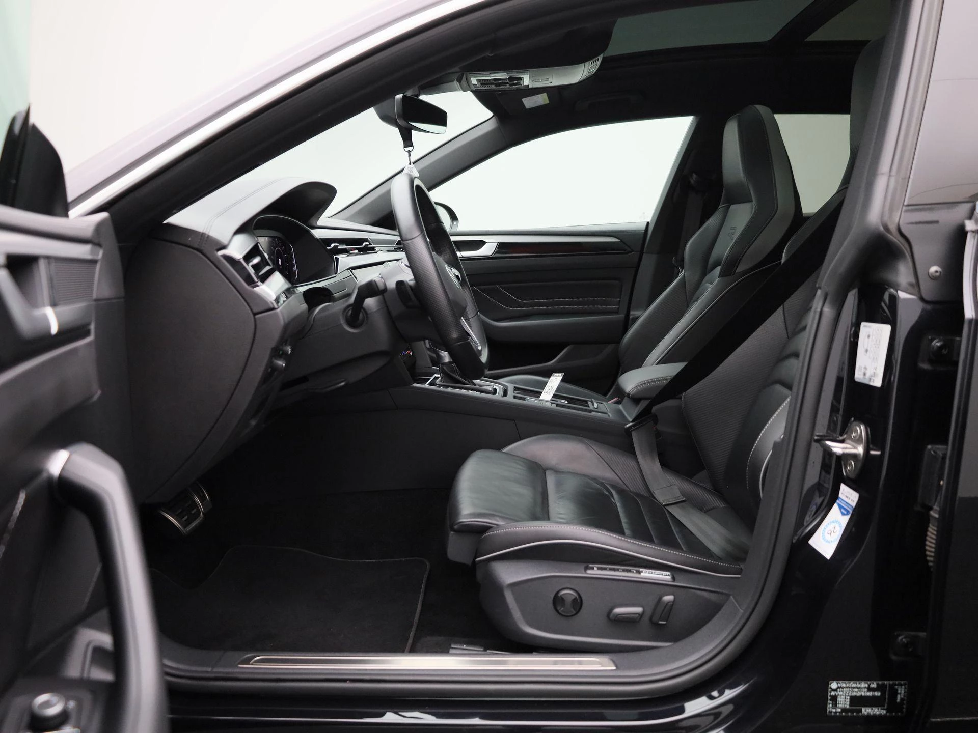 Volkswagen Arteon Shooting Brake 1.4 TSI eHybrid R-Line Business+ 218 PK|