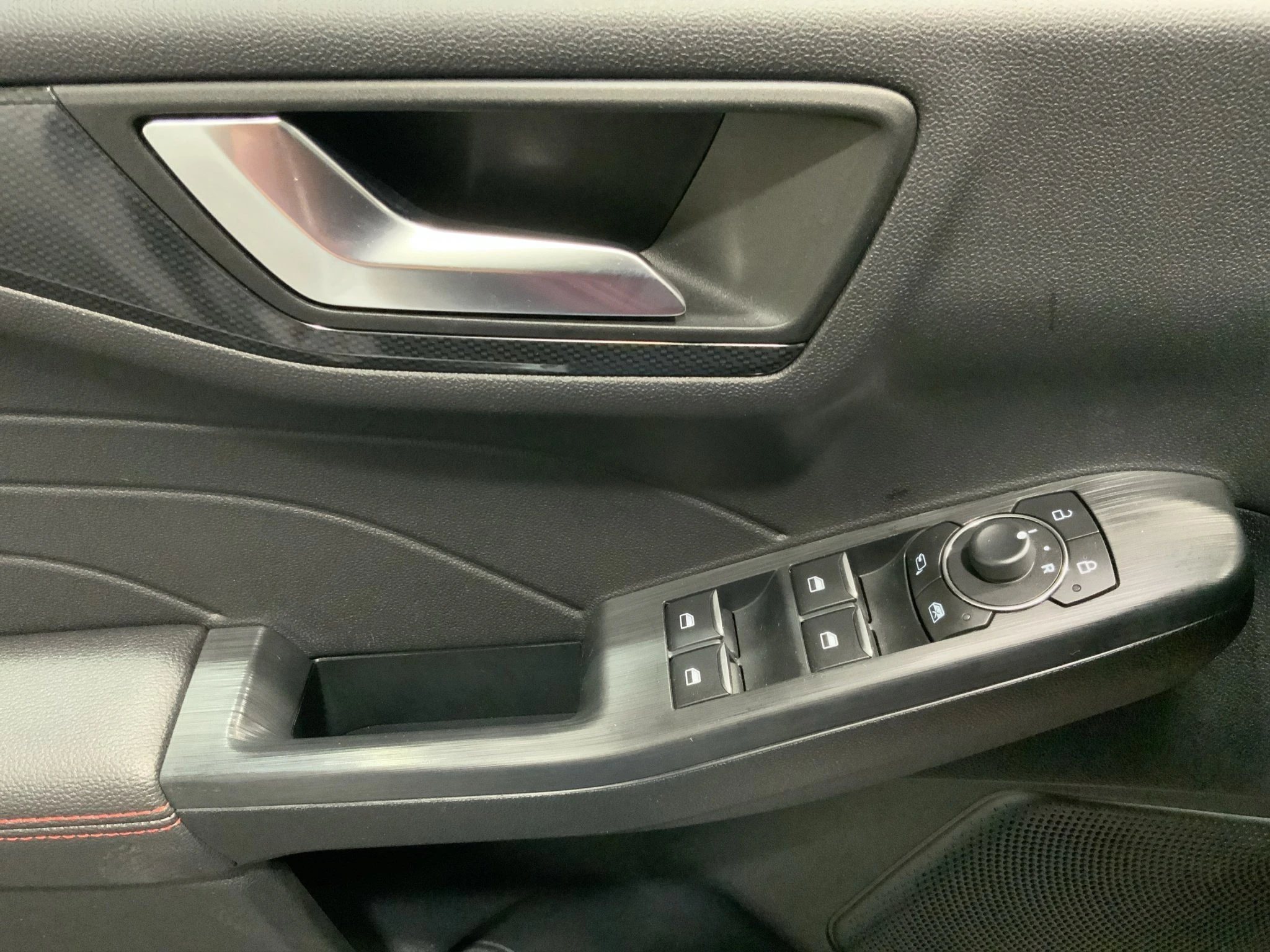 Ford Kuga 2.5 Duratec PHEV ST-Line X Black Package | HUD | Pano | ACC
