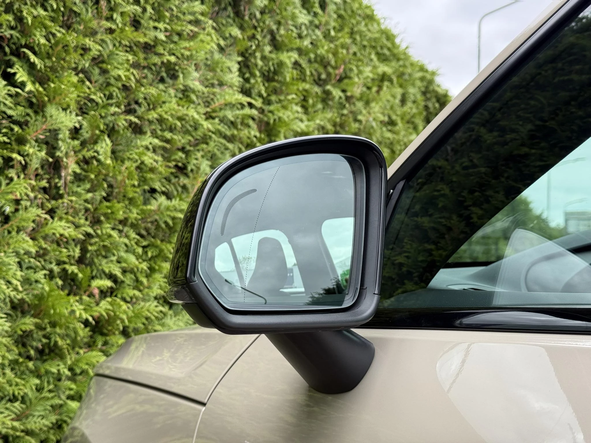 Volvo XC40 B4 Plus Dark Trekhaak Aut.