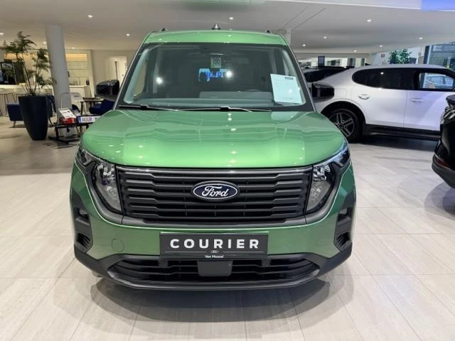 Ford-Tourneo Courier-image-2