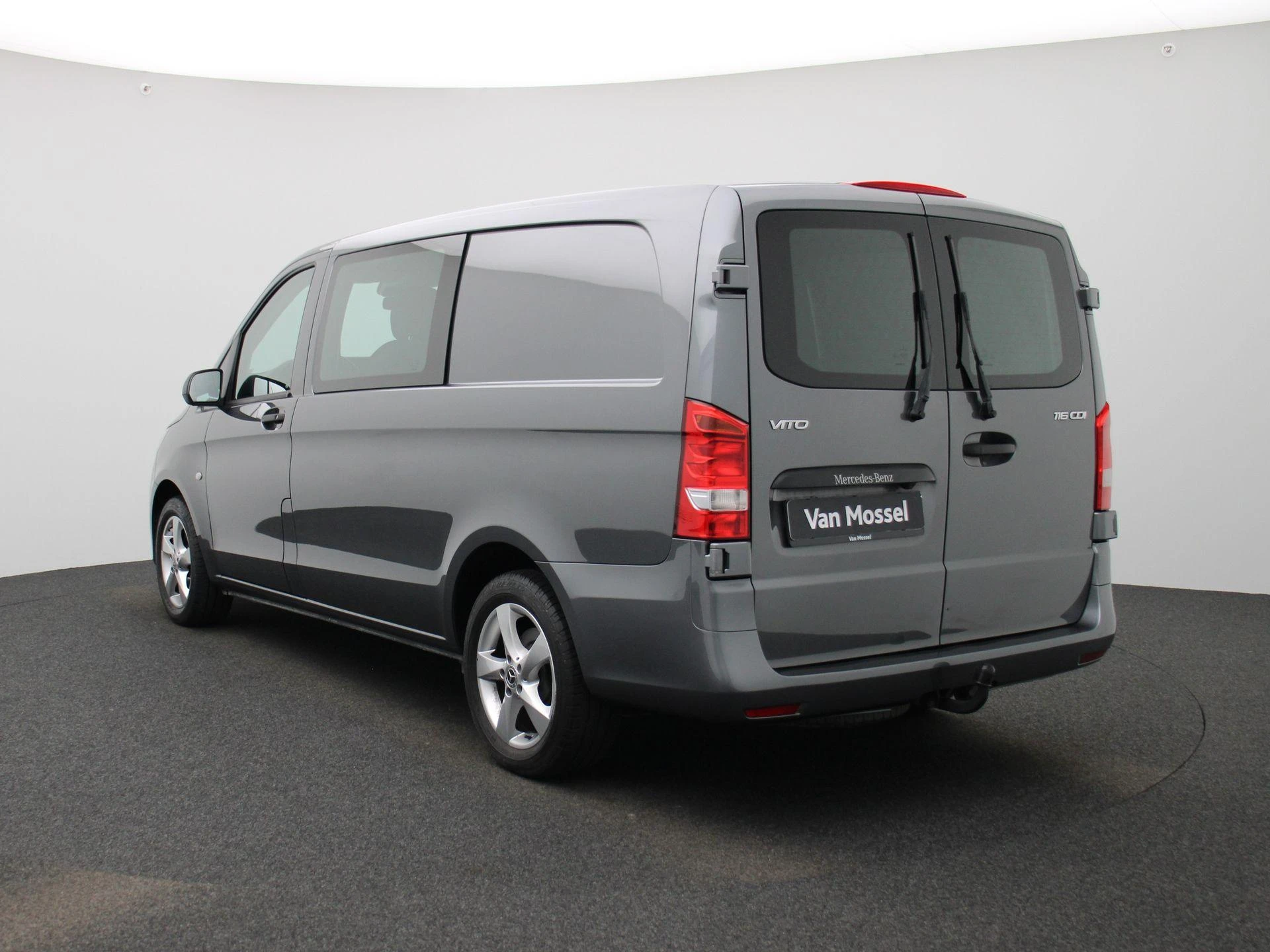 Mercedes-Benz-Vito-image-1