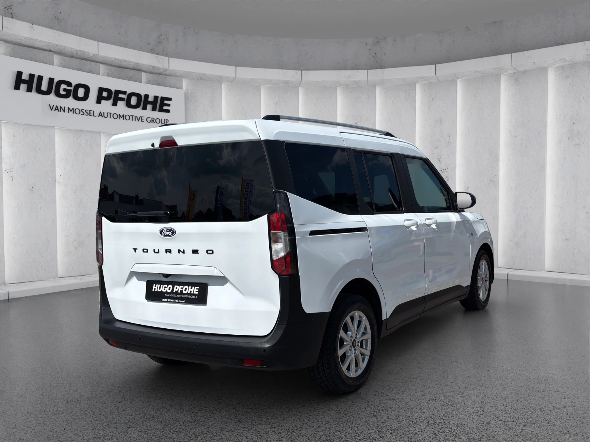 Ford-Tourneo Courier-image-4