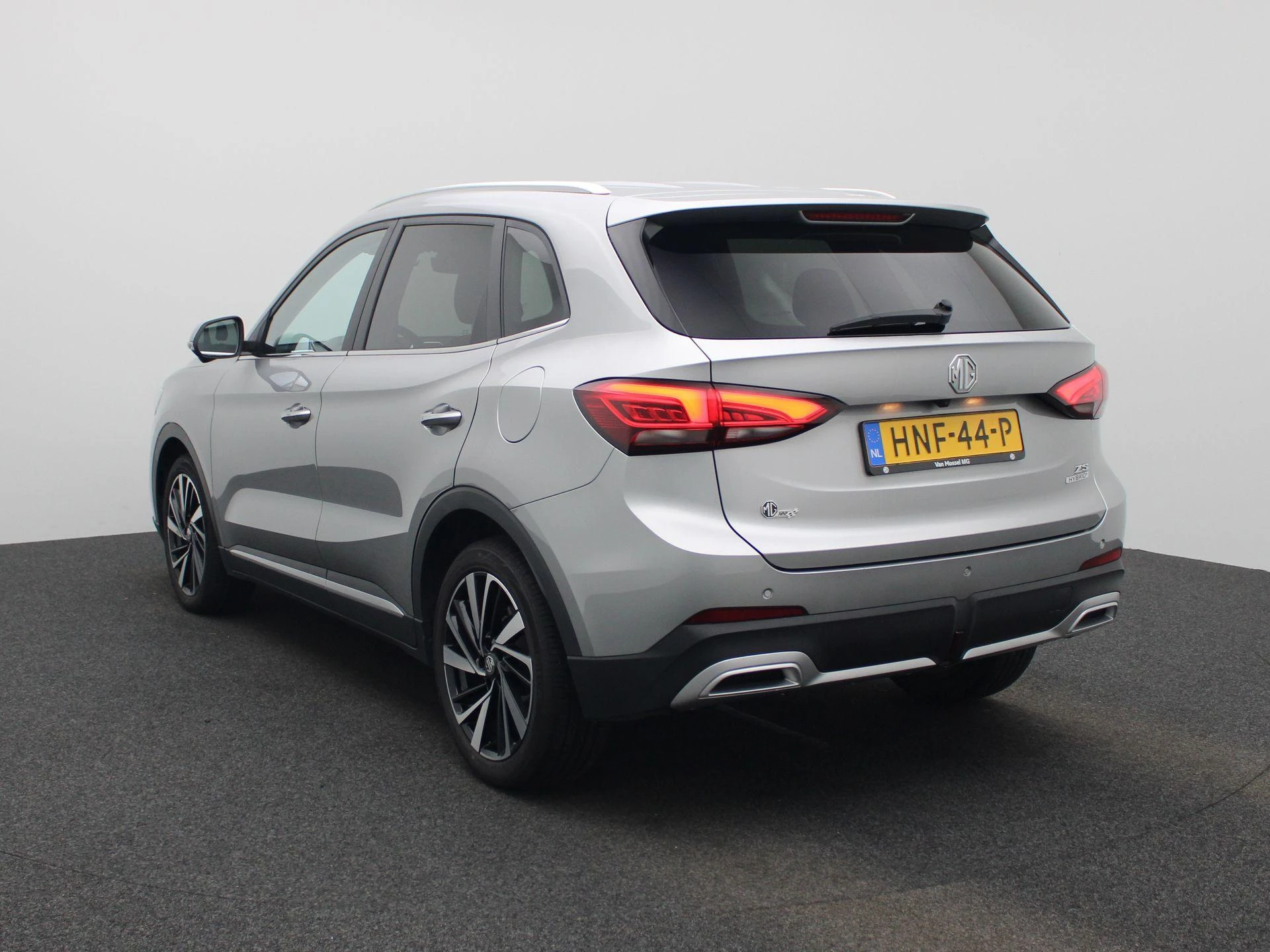 MG ZS