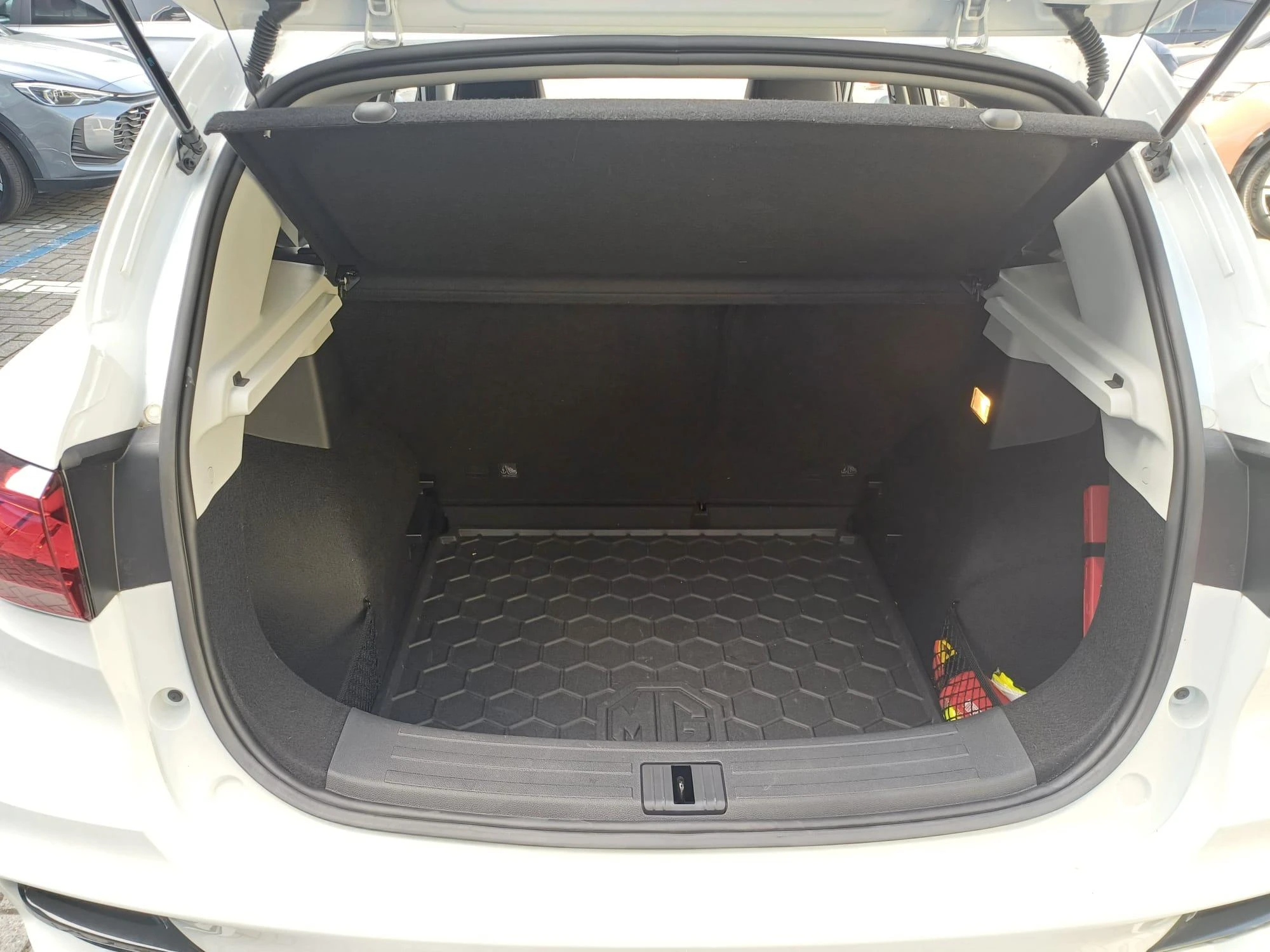 MG-ZS-image-7