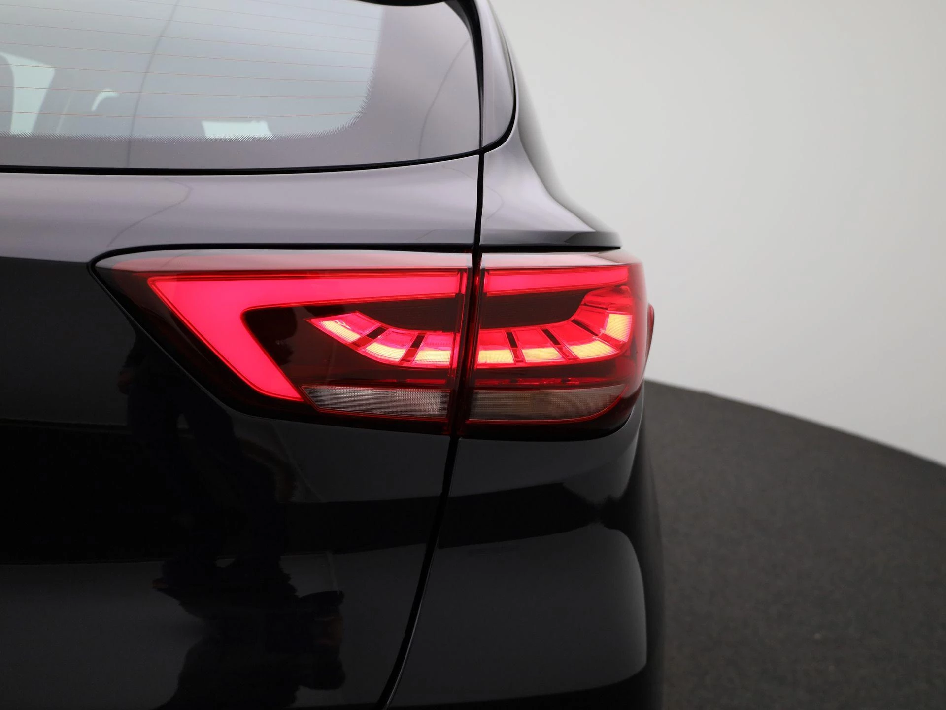 MG-ZS-image-17