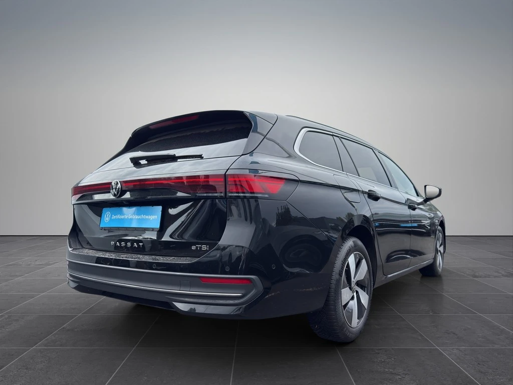 Volkswagen-Passat-image-3