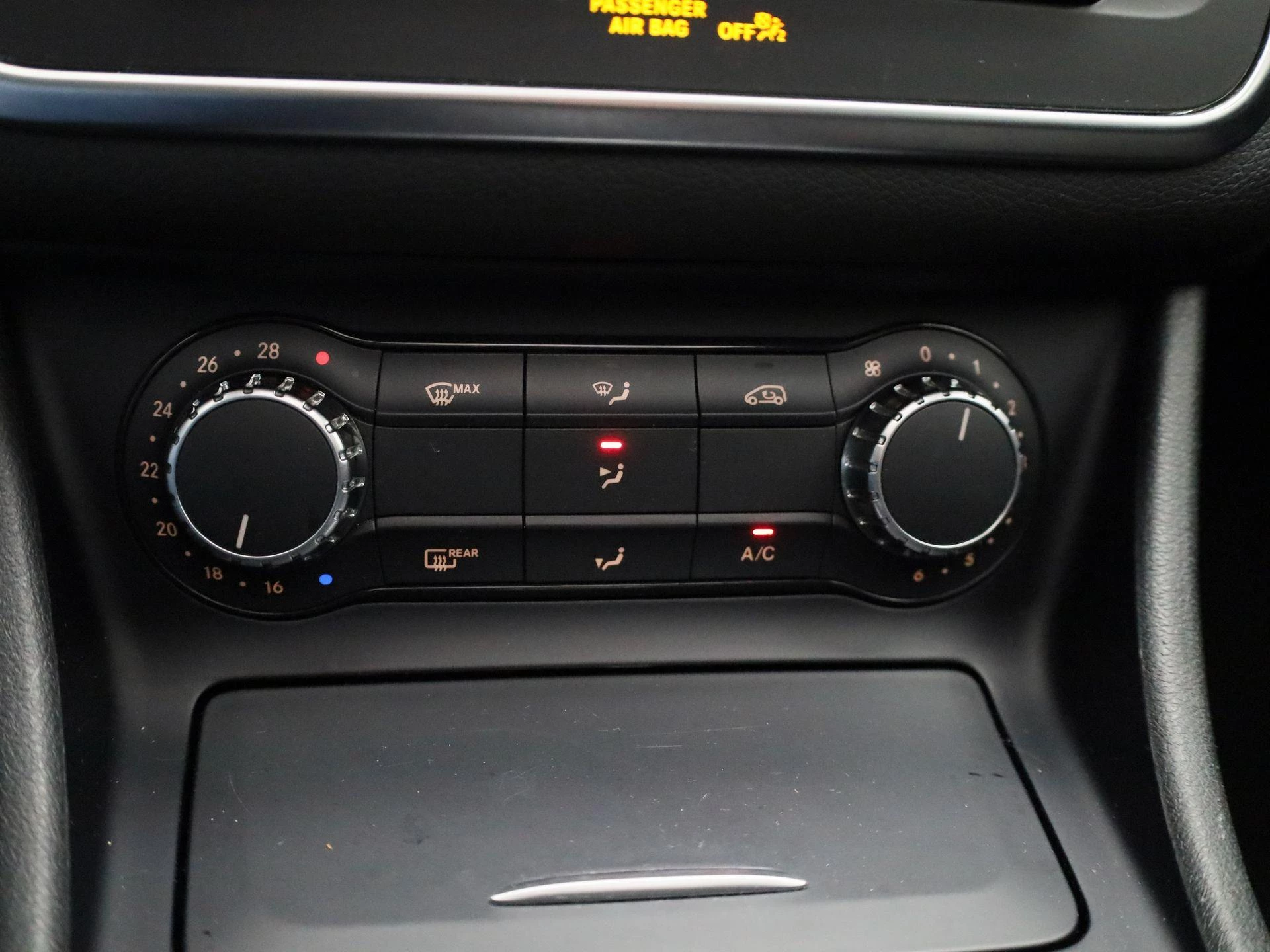 Mercedes-Benz-CLA-image-23