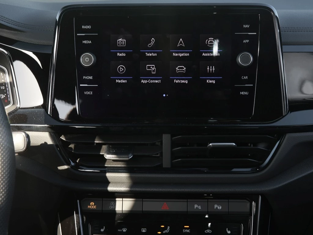 Volkswagen T-Roc 1.5 TSI DSG R-Line AHK/RFK/BlackStyle