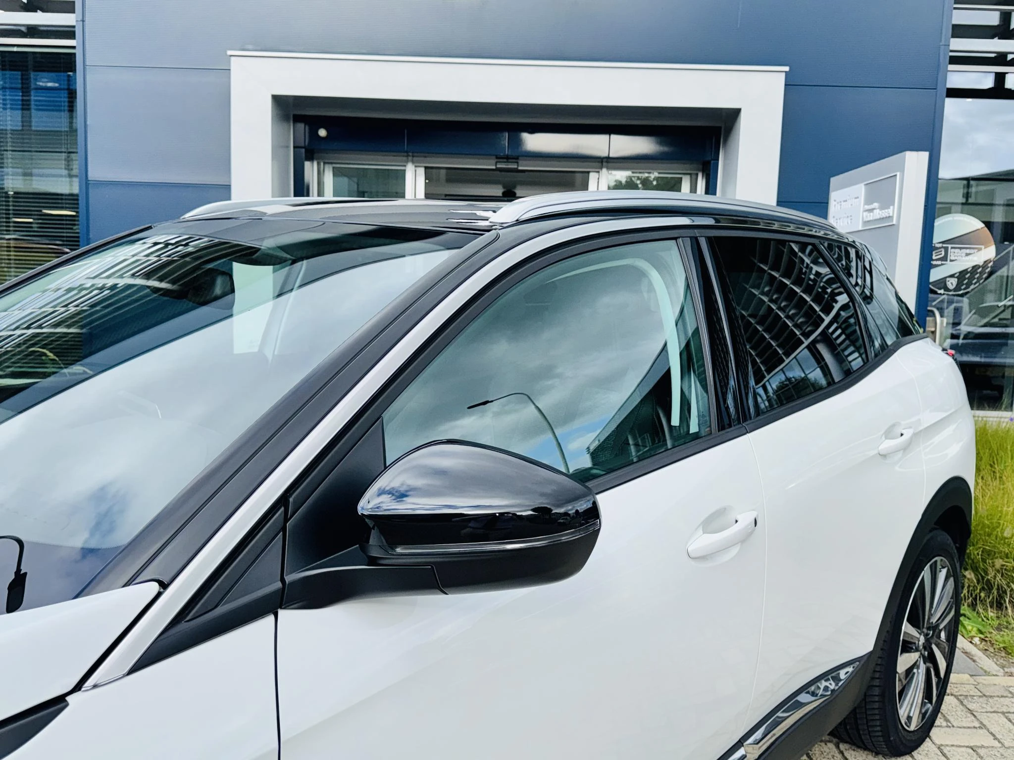 Peugeot-3008-image-8