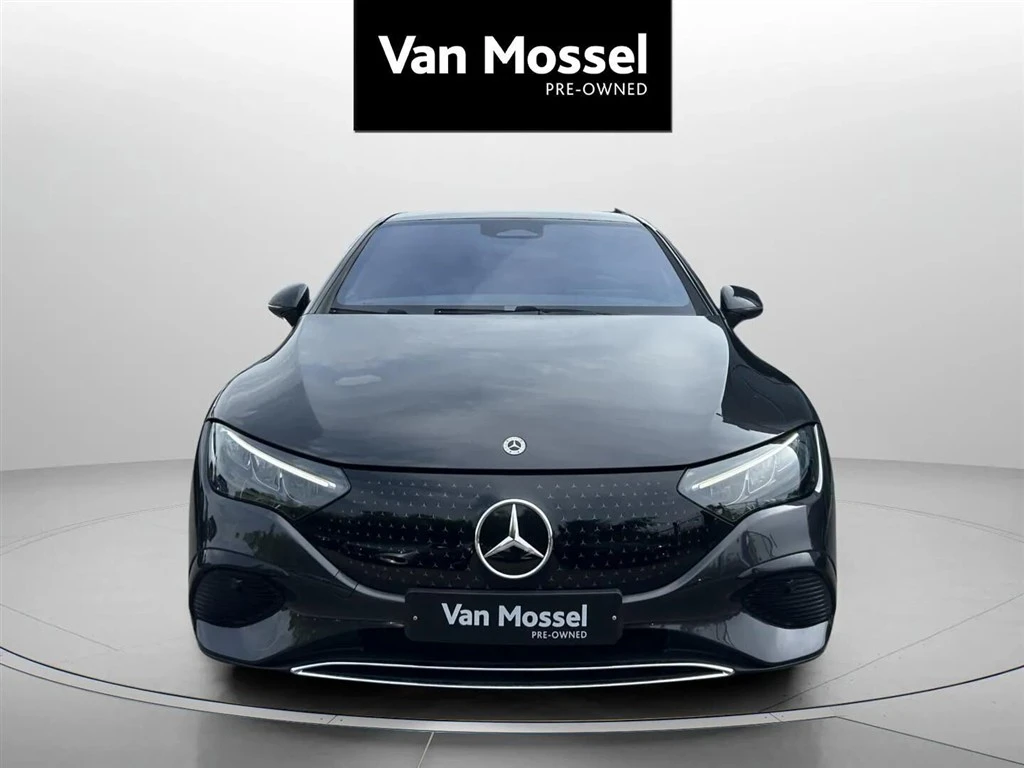 Mercedes-Benz-EQE-image-1
