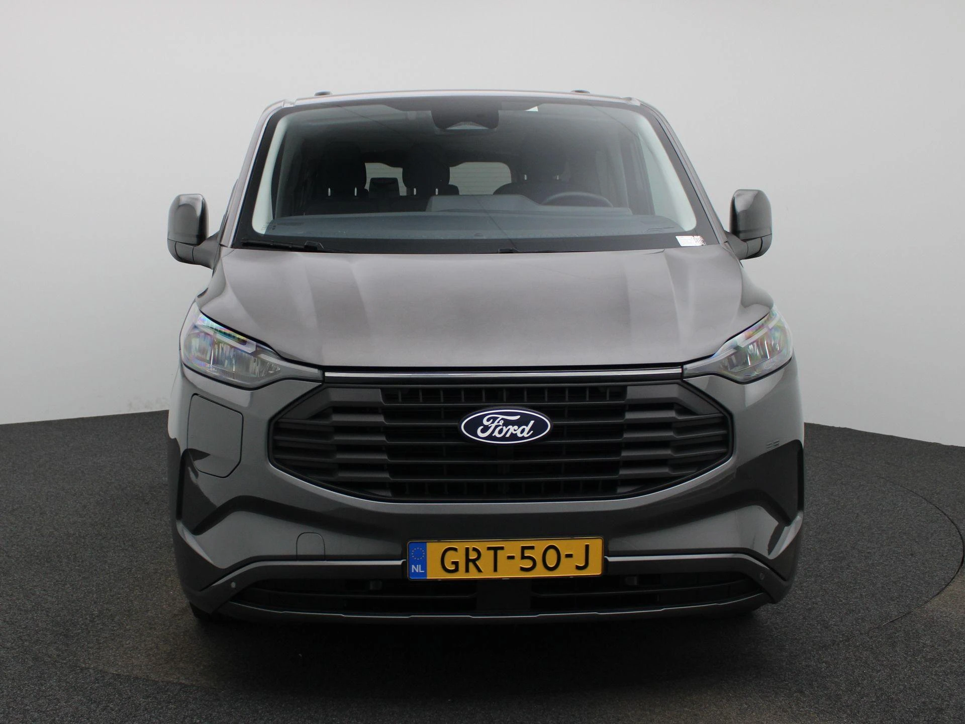 Ford-Transit Custom-image-2
