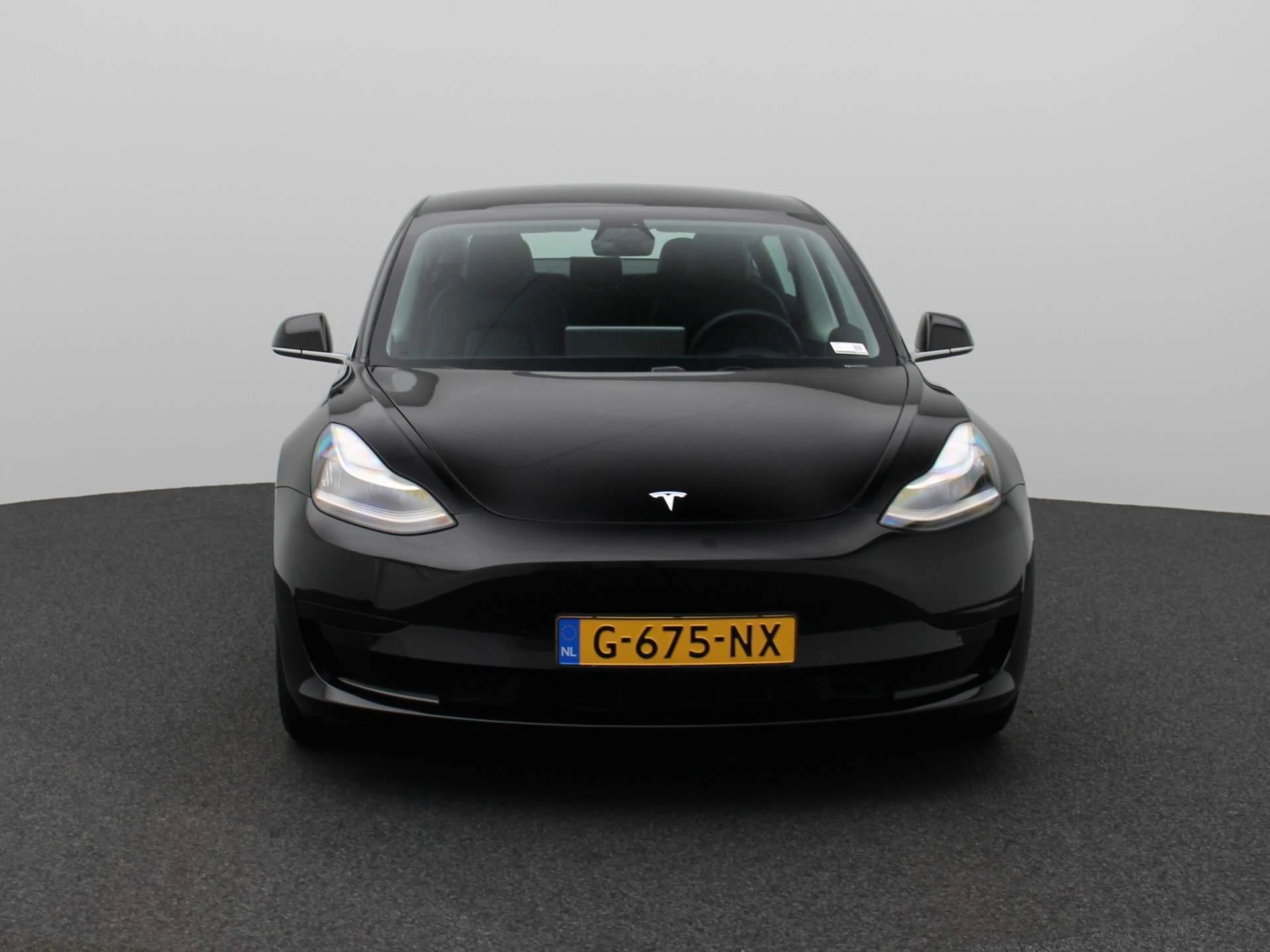 Tesla-Model 3-image-2