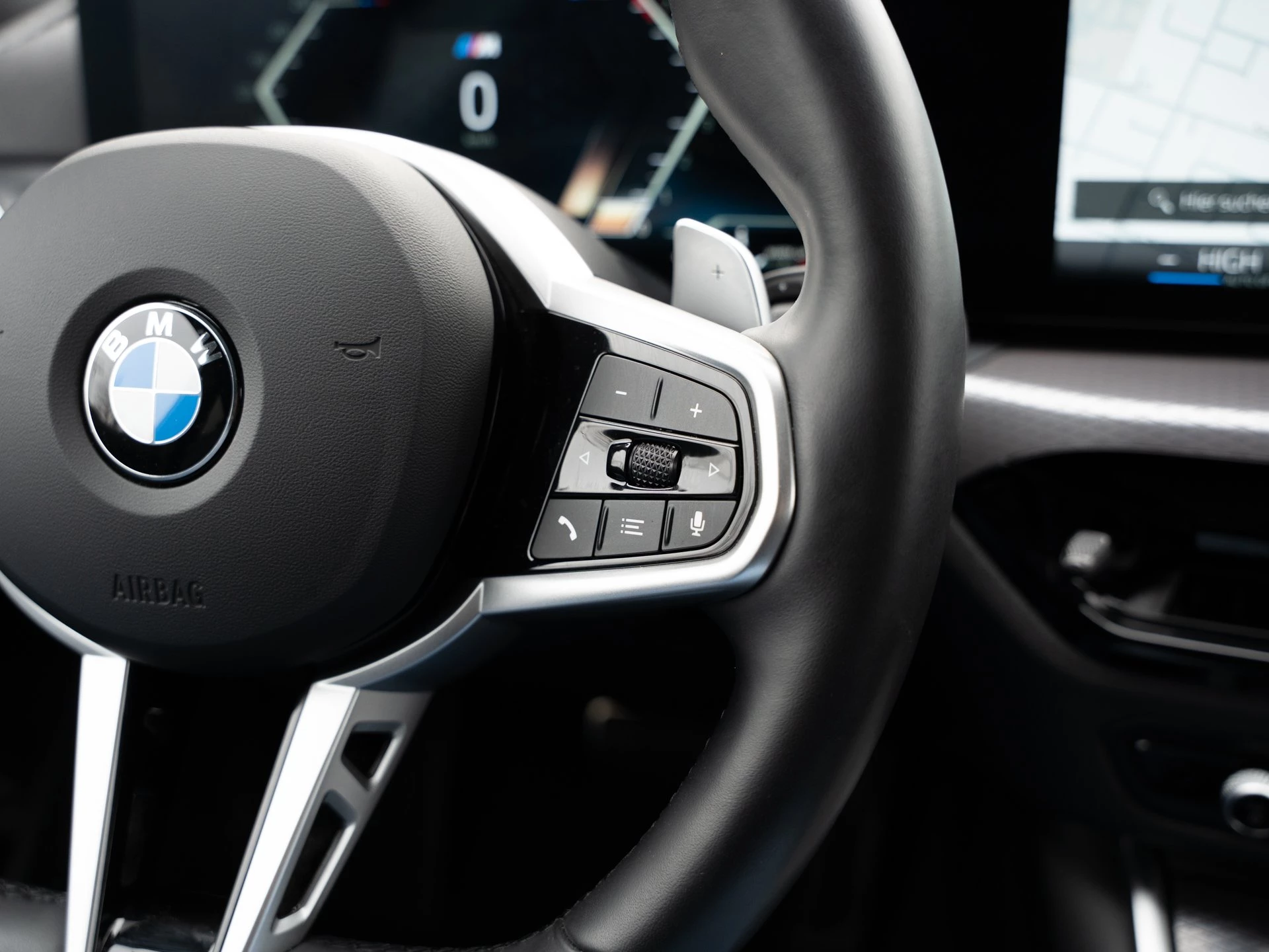 BMW 3er Reihe 320i Touring M Sport / Standheizung