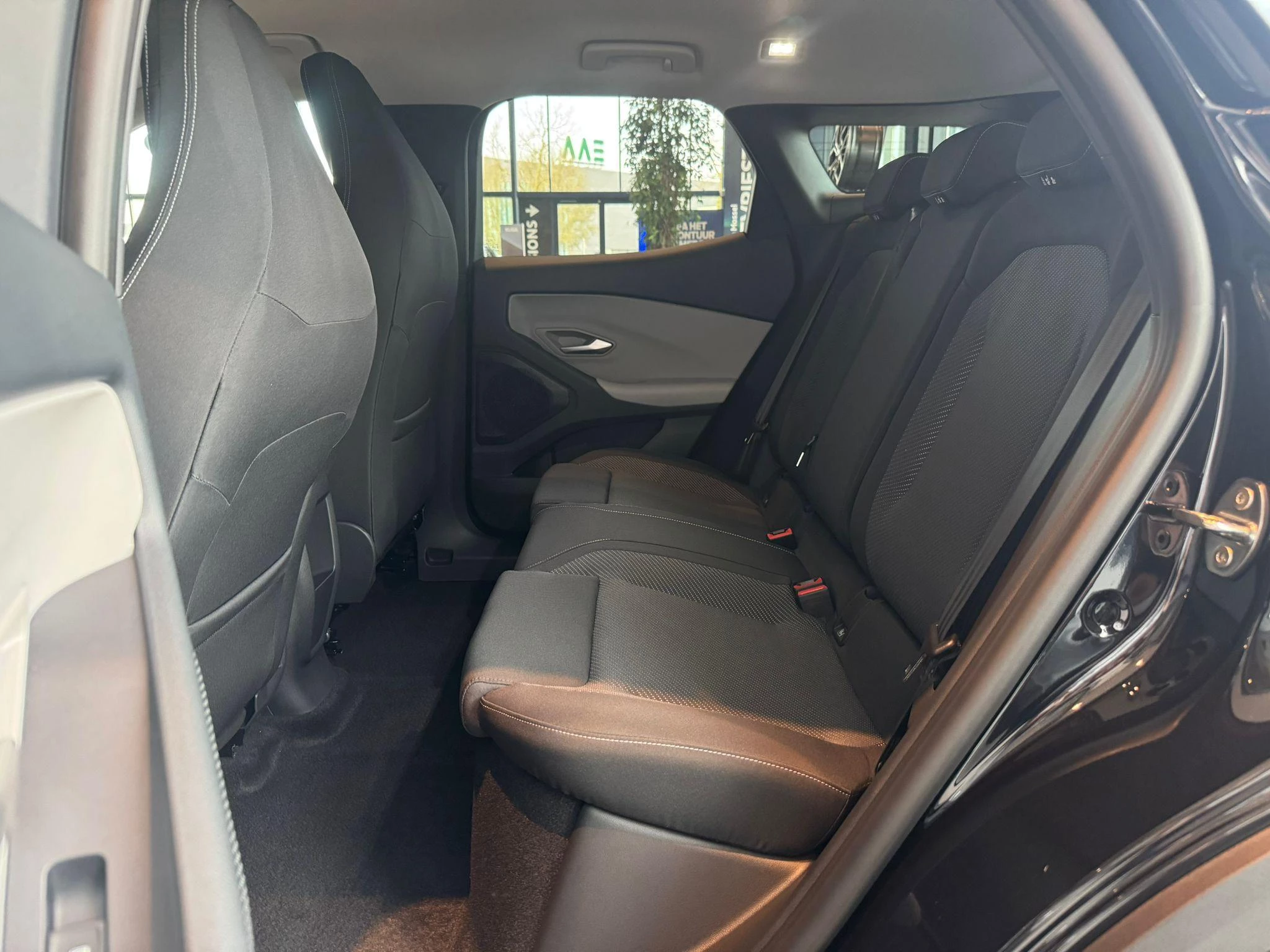 Ford-Explorer-image-9