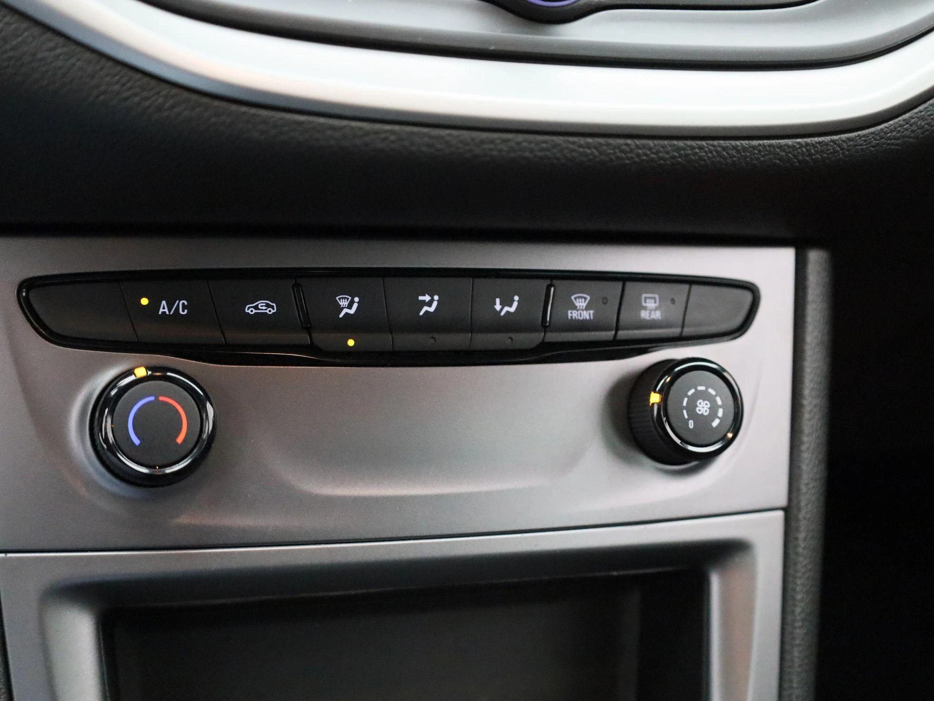 Opel-Astra-image-22