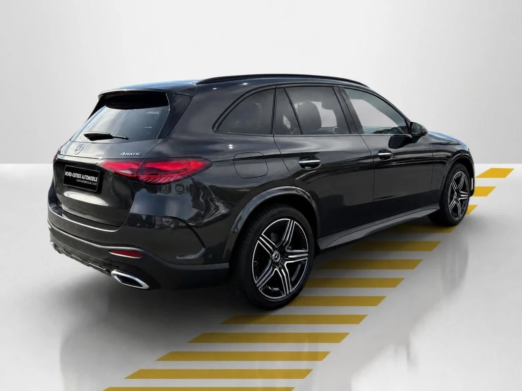Mercedes-Benz-GLC 220 d-image-14