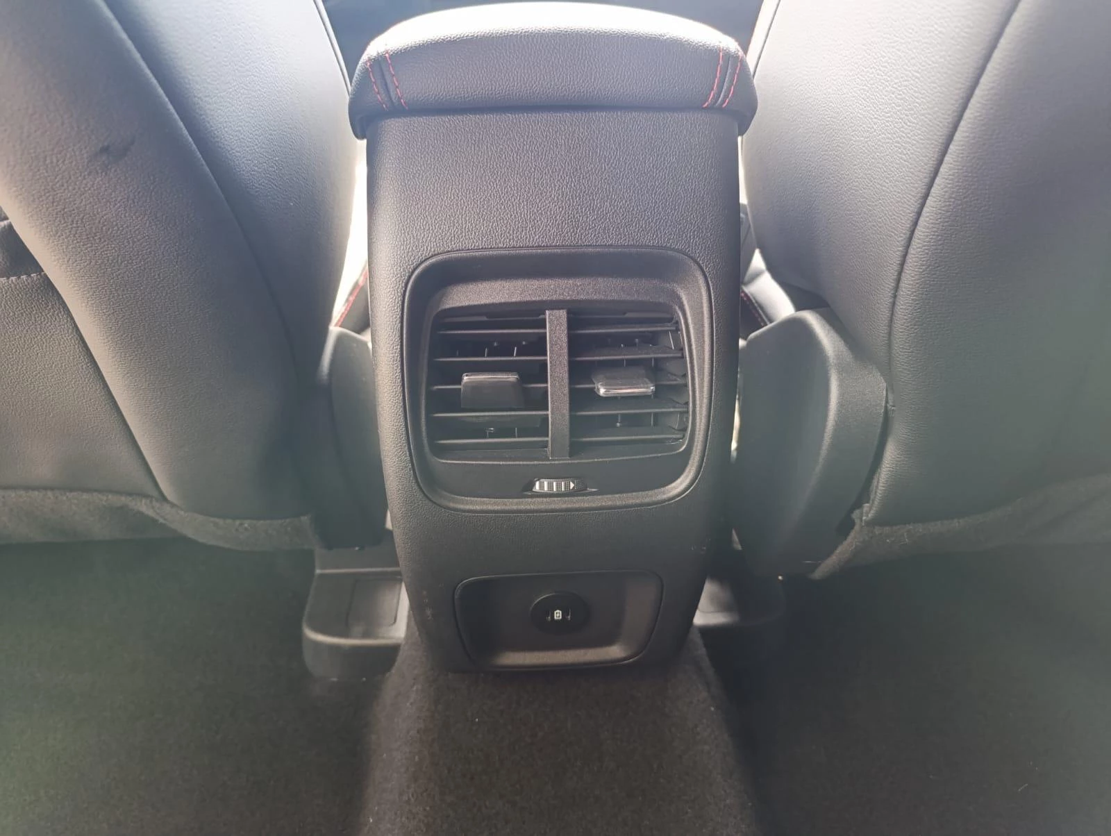 Ford-Kuga-image-20