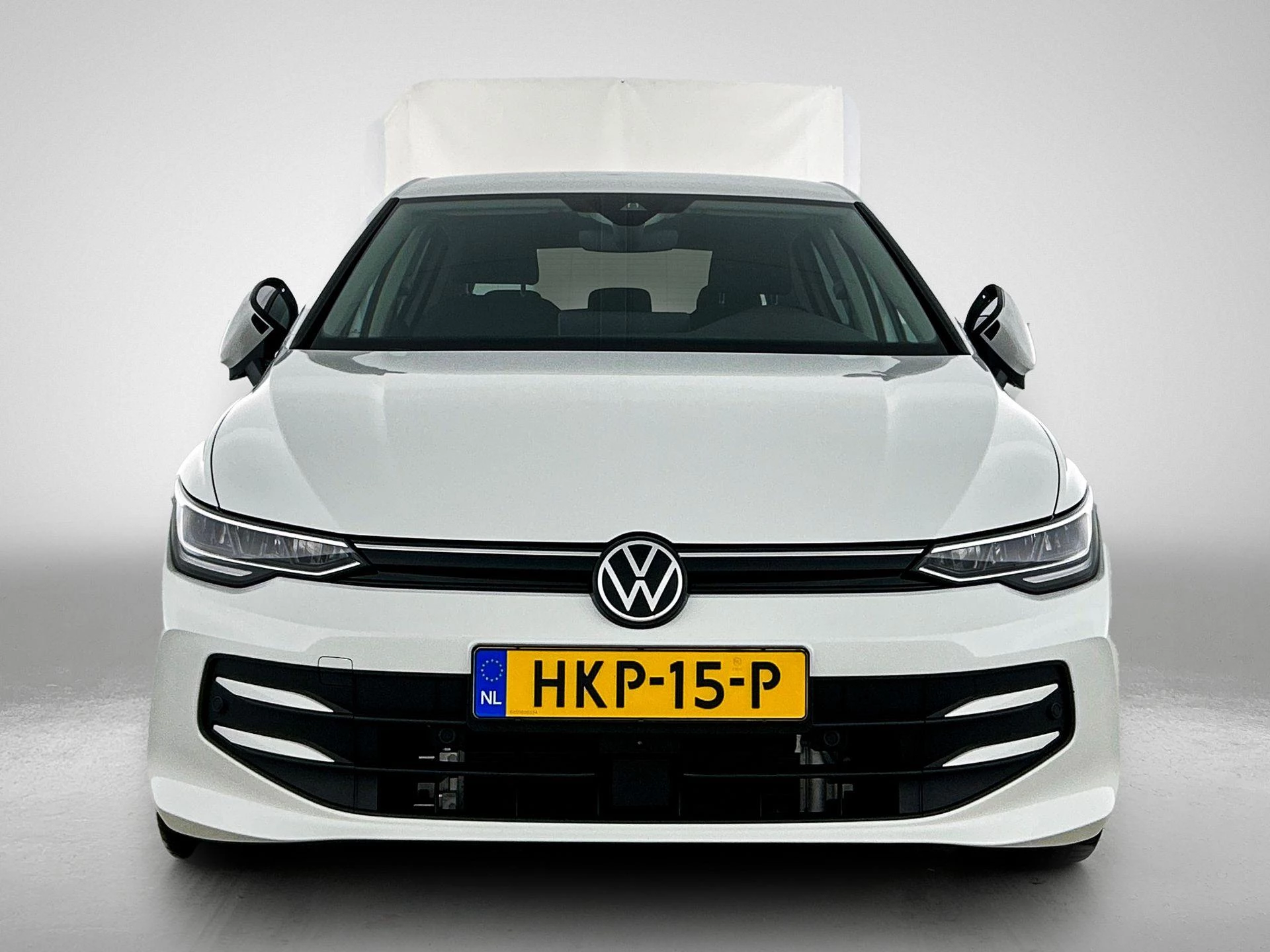 Volkswagen-Golf-image-4