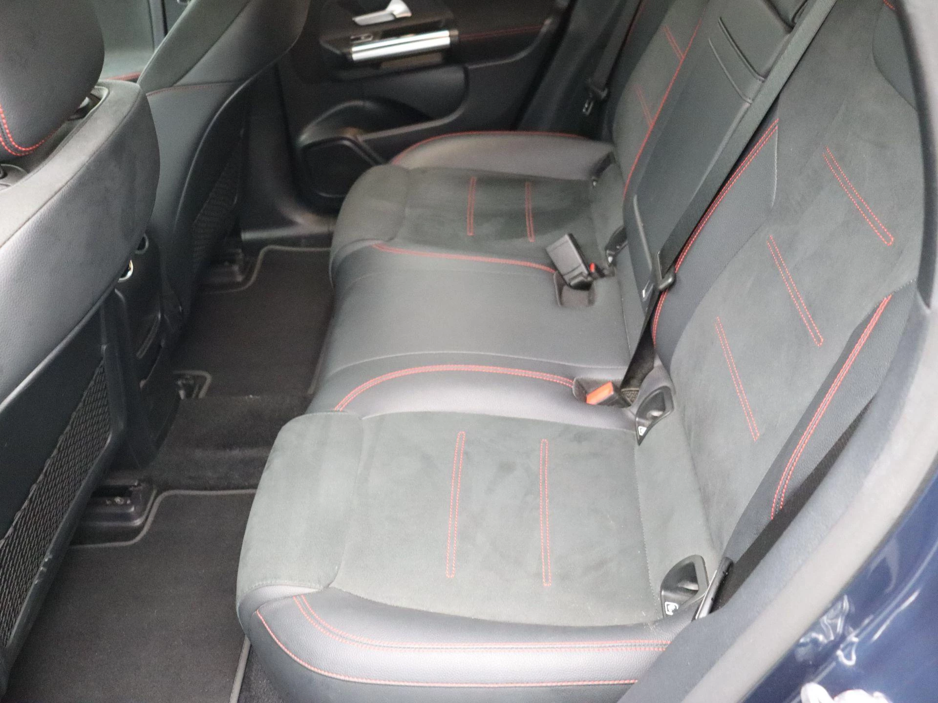 Mercedes-Benz EQA 250 AMG Line + TREKHAAK + KEY LESS + CAMERA +