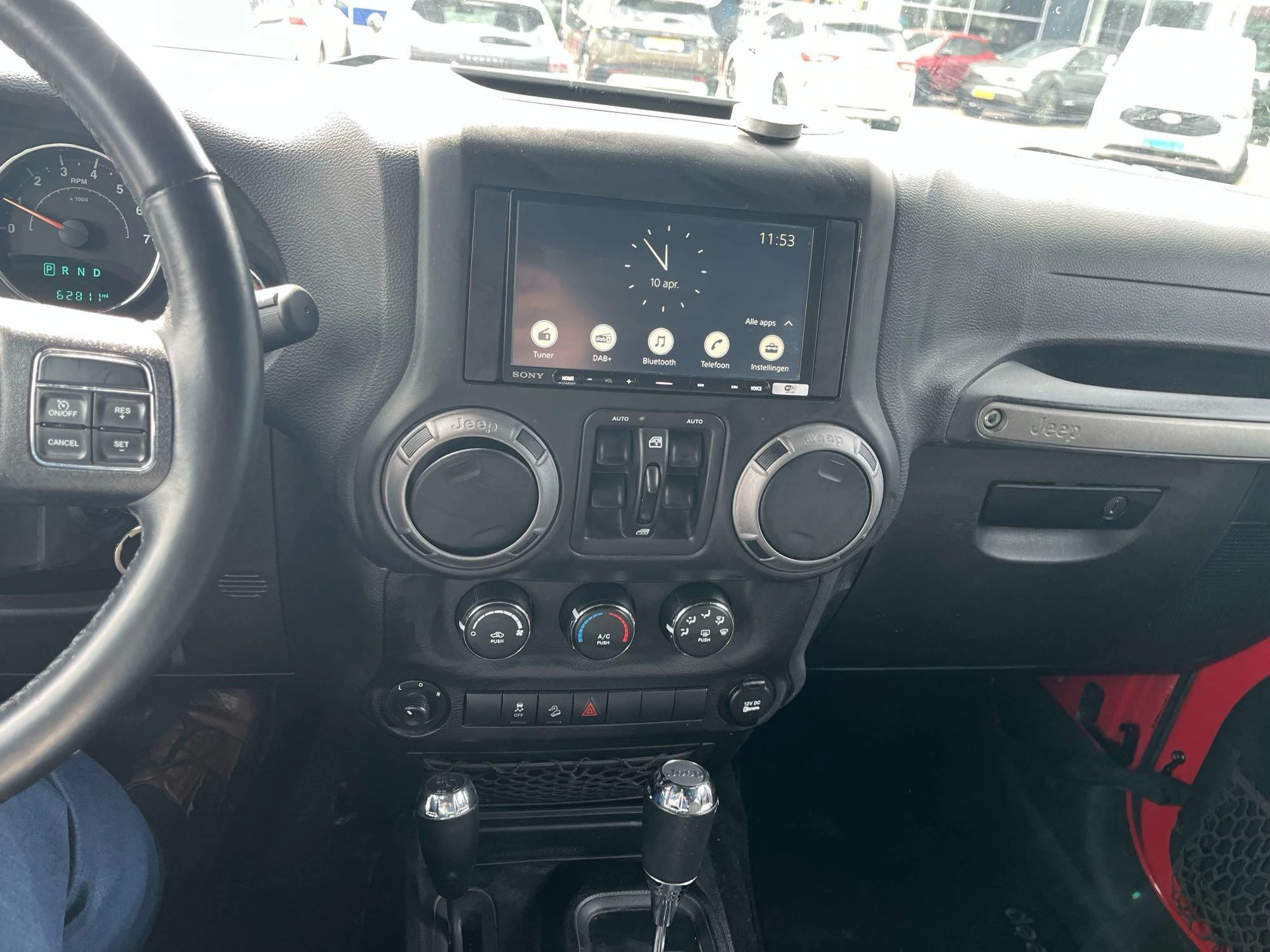 Jeep-Wrangler-image-13