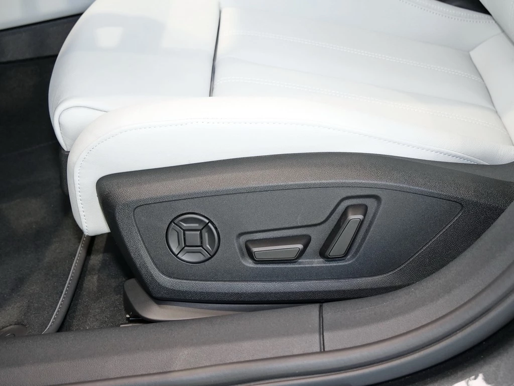 Audi A6 Avant TDI quattro S tronic 150 kW / 204 PS