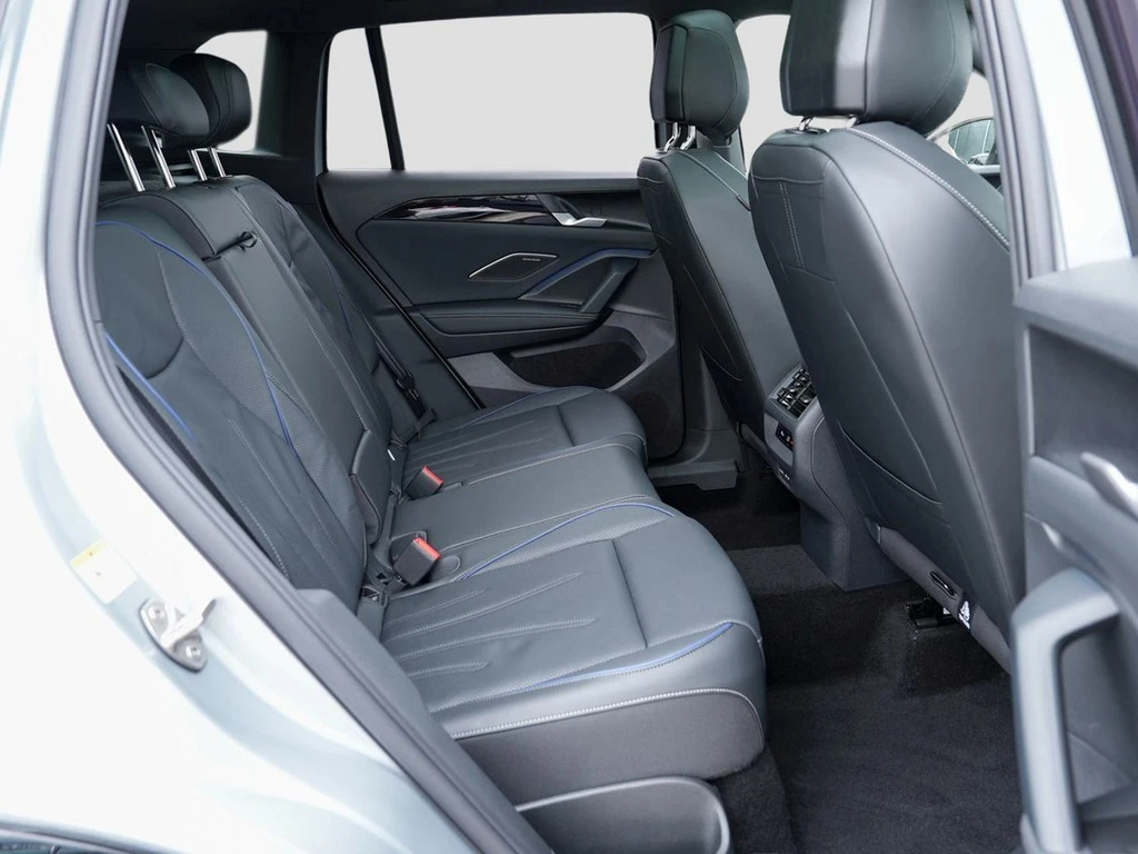 Volkswagen-Tiguan-image-9