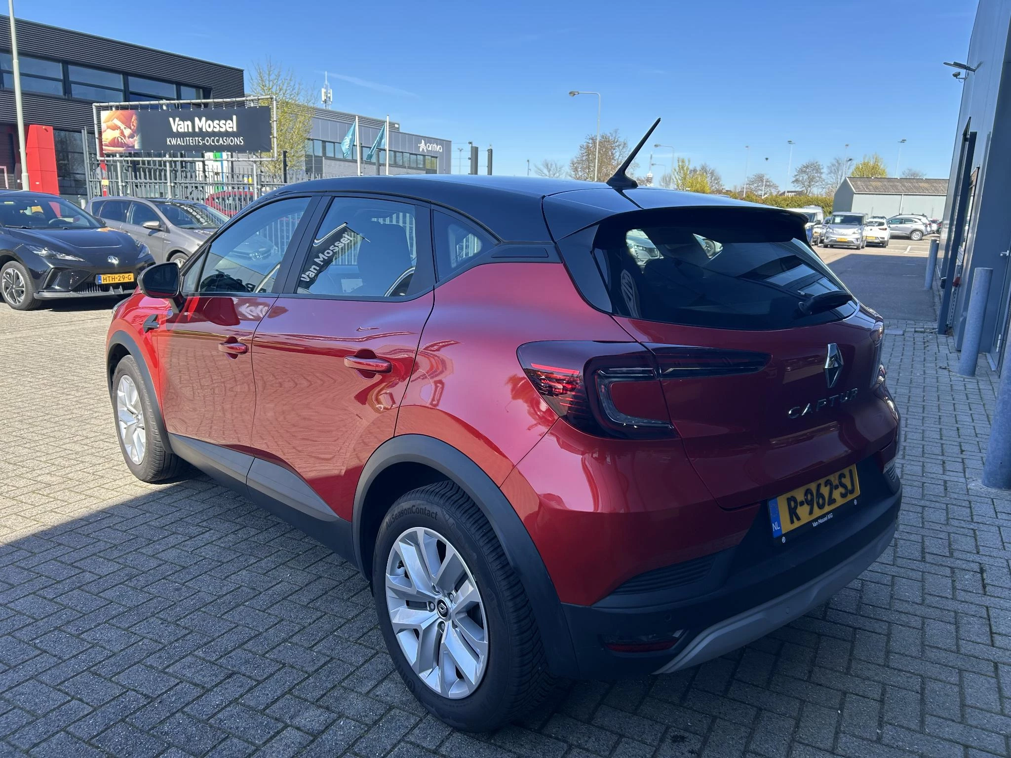 Renault-Captur-image-3
