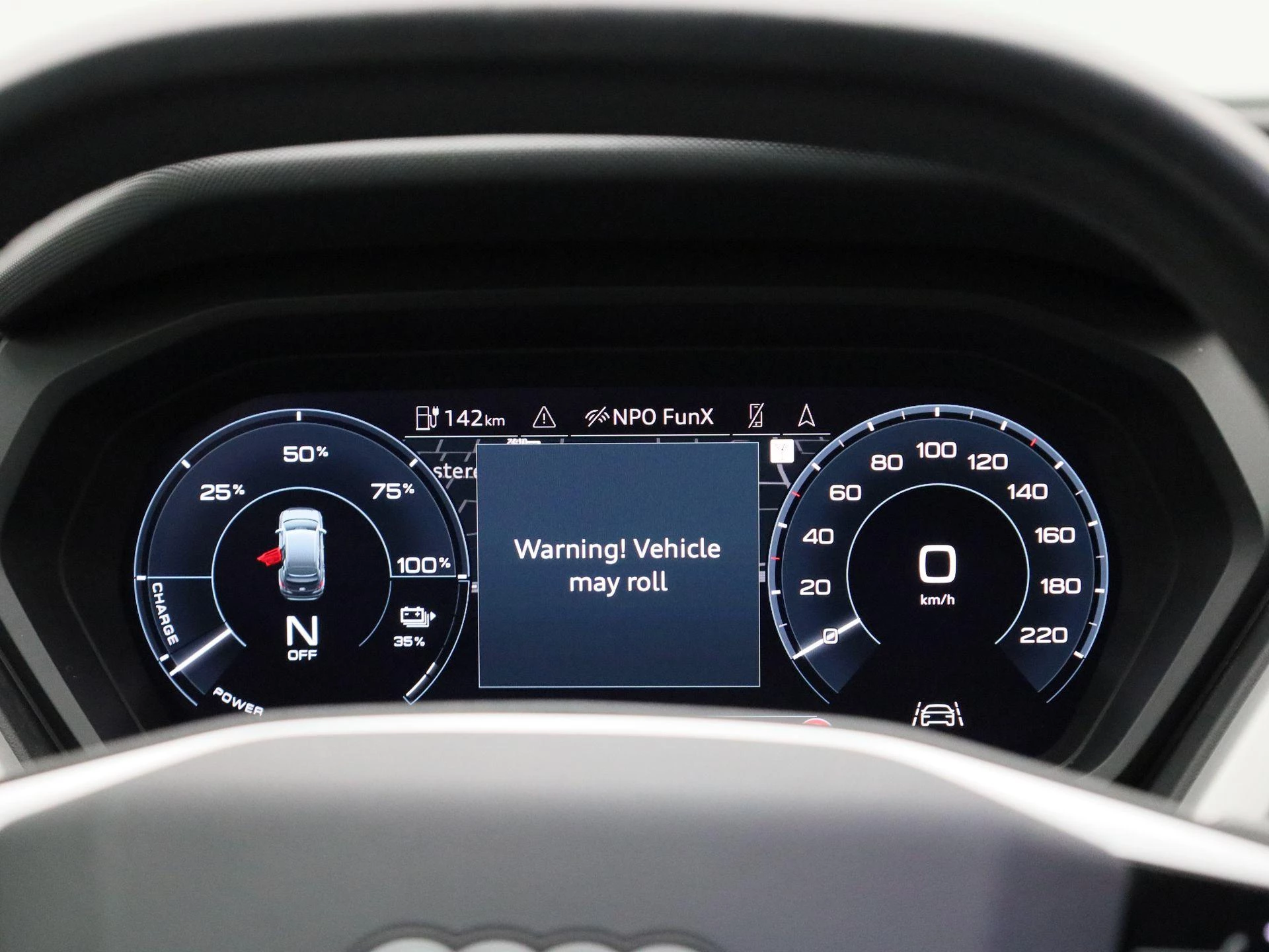 Audi-Q4 e-tron-image-7
