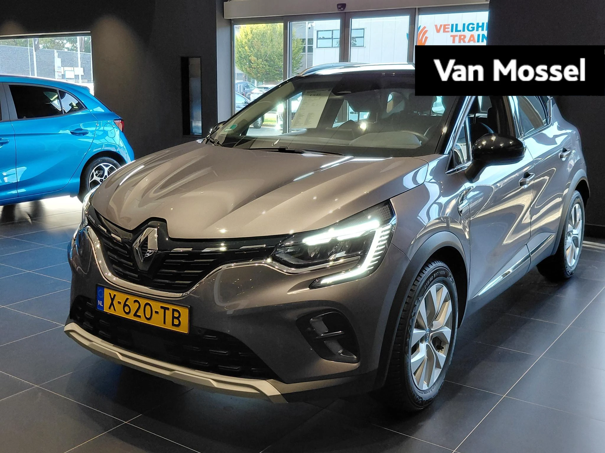 Renault-Captur-image-0