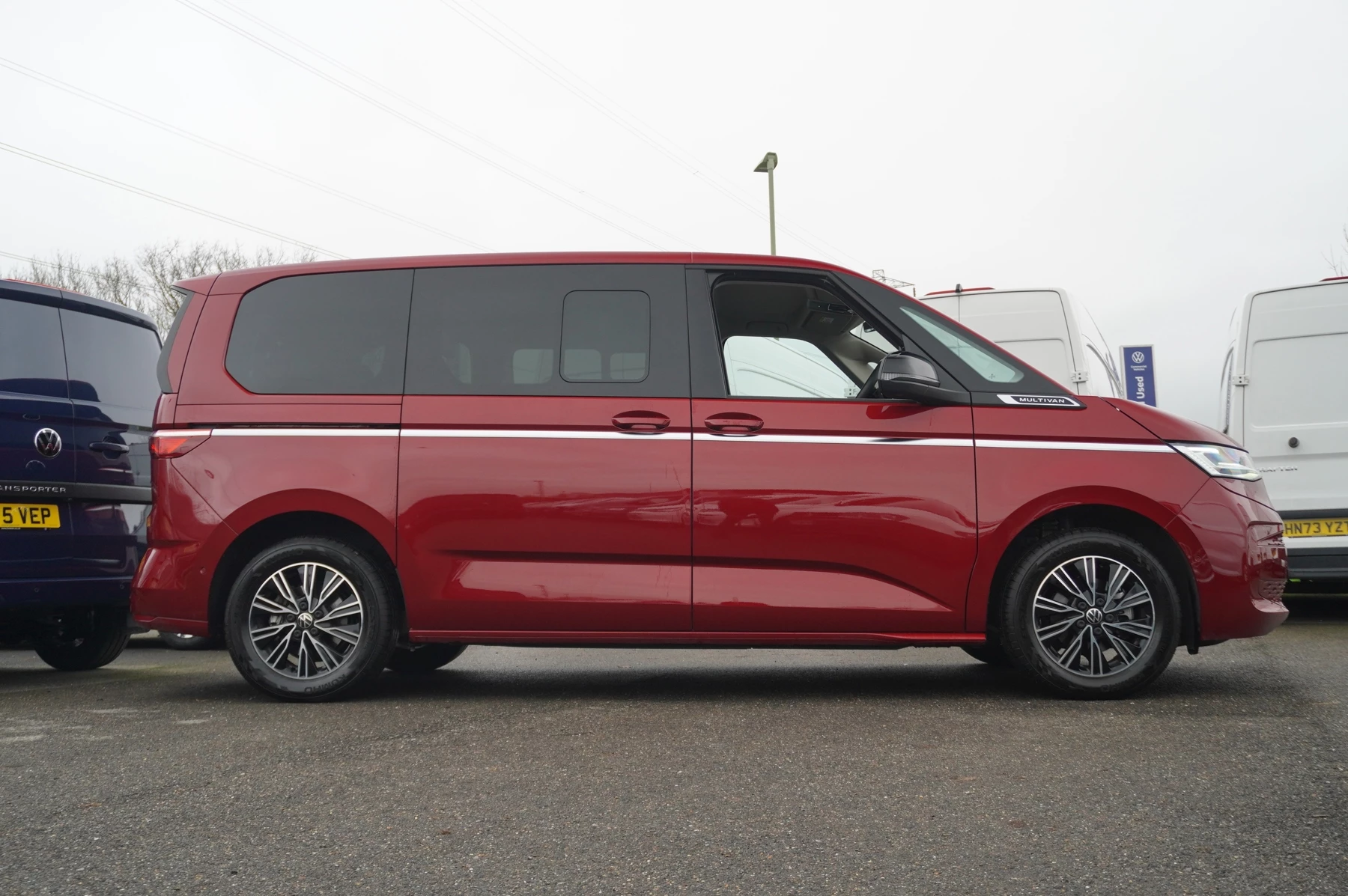 Volkswagen-Multivan-image-3