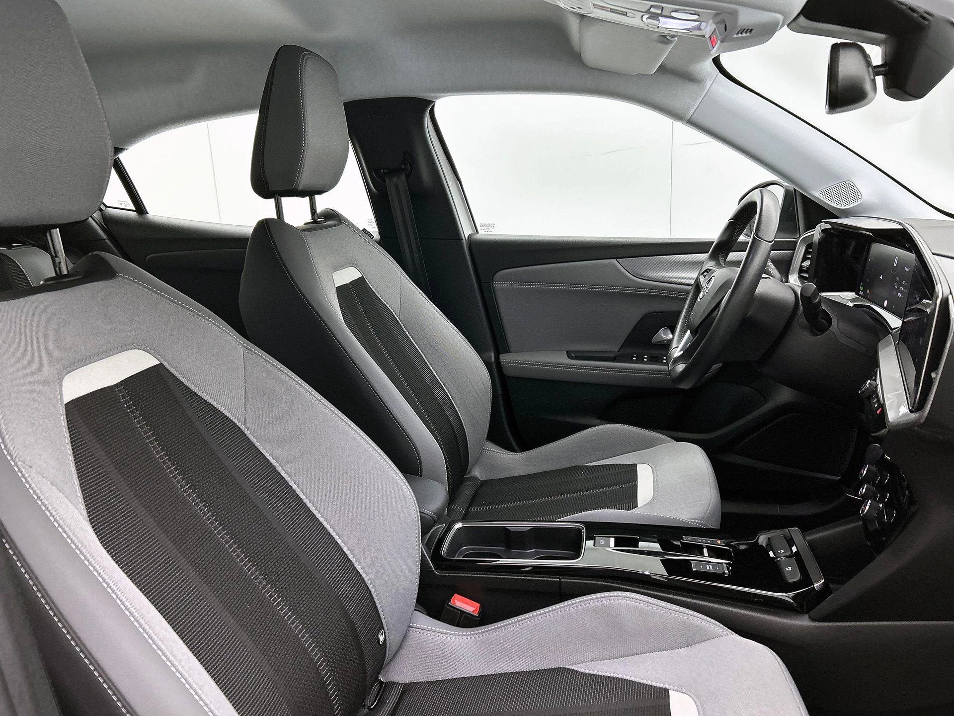 Opel-Mokka-e-image-33