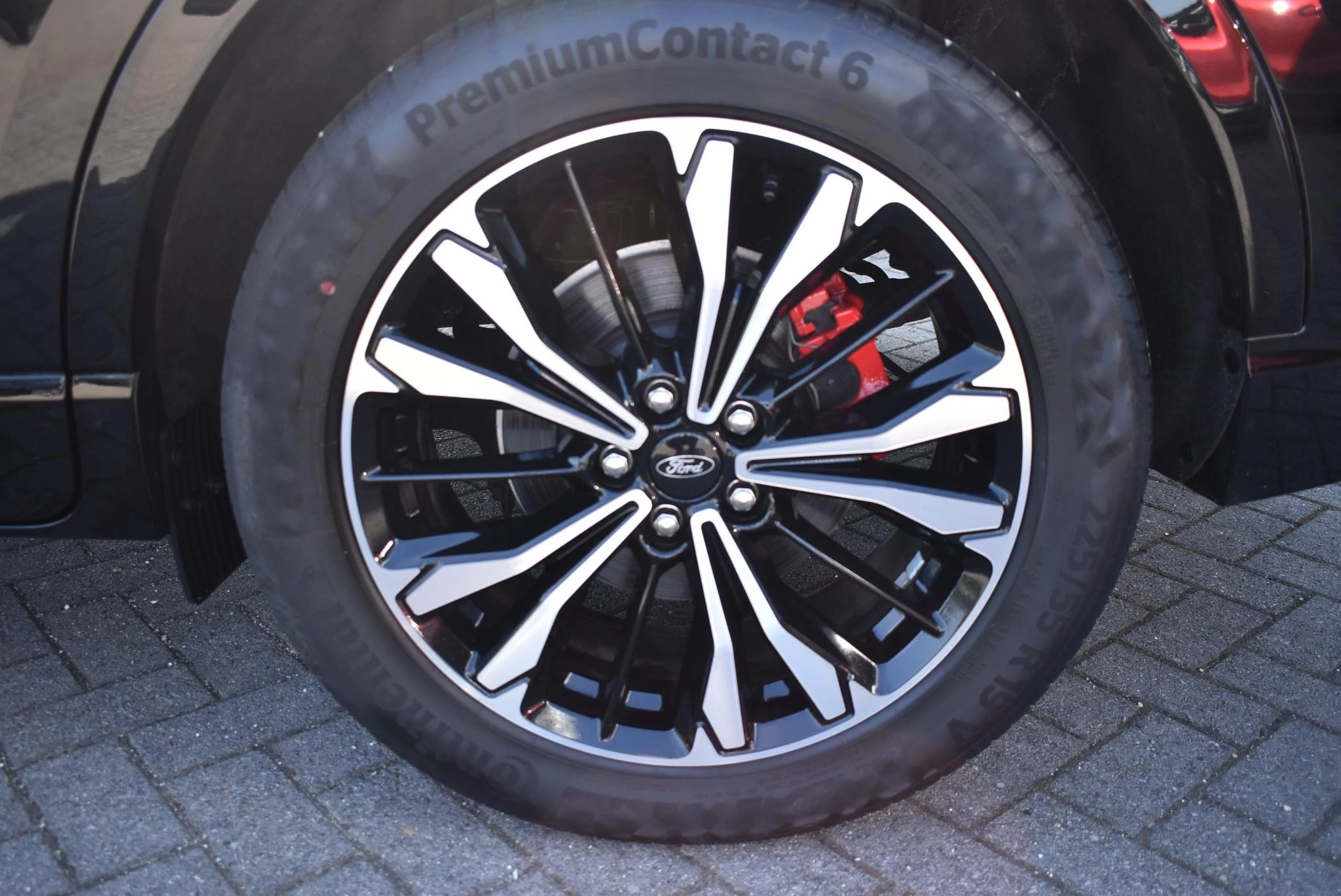 Ford-Kuga-image-27