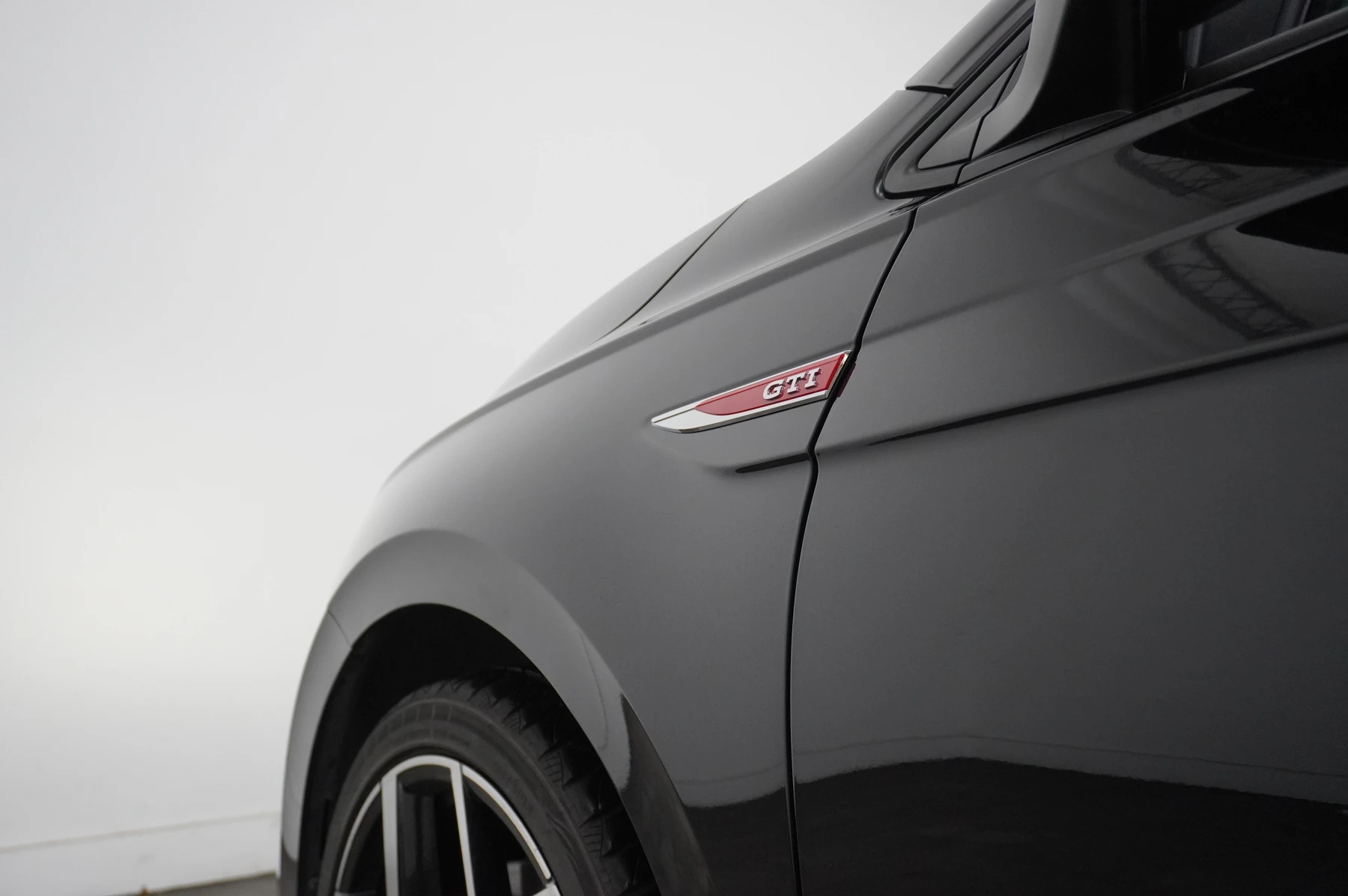 Volkswagen-Polo-image-41