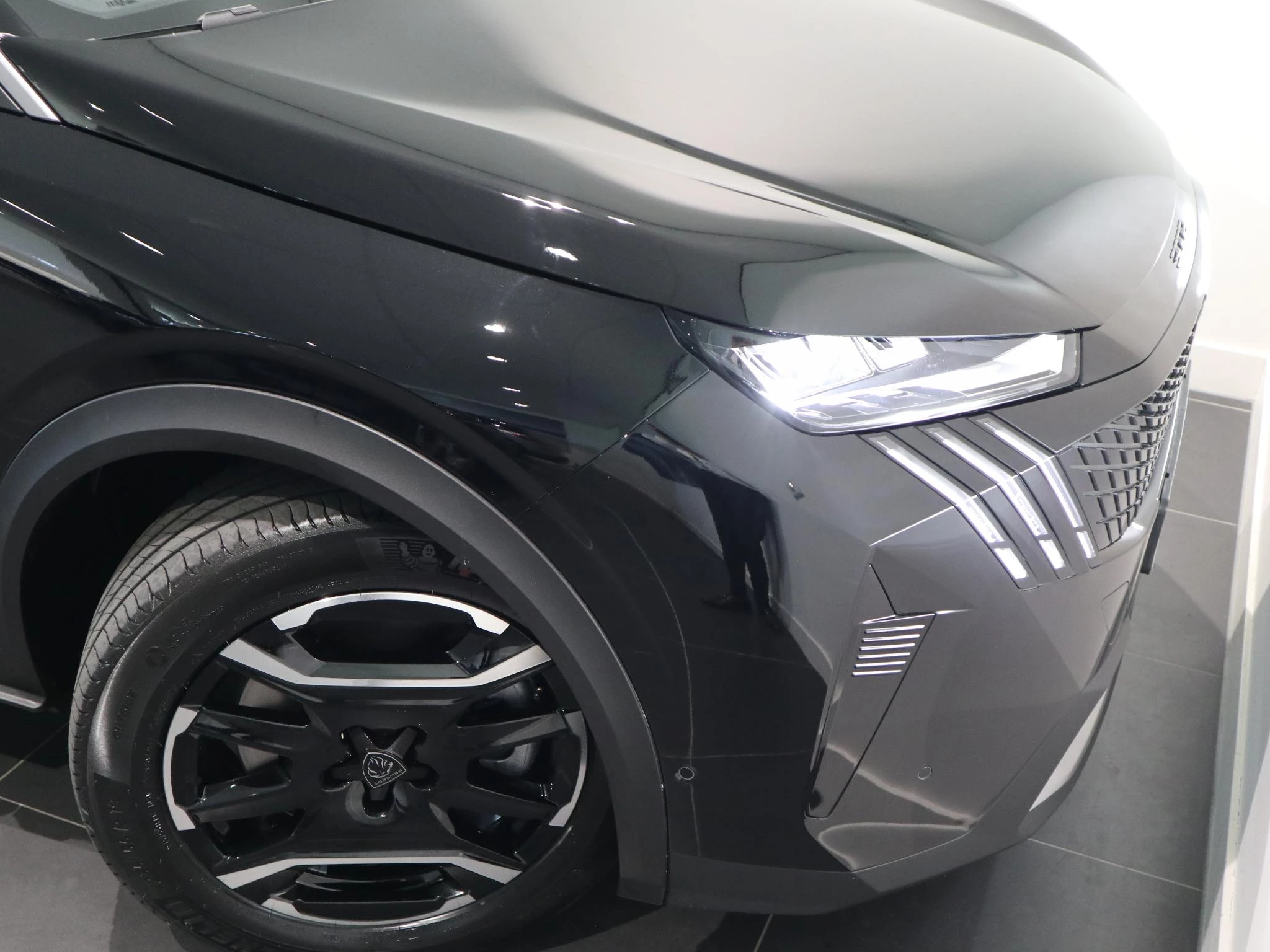 Peugeot 3008 Plug-in Hybrid 195 Allure