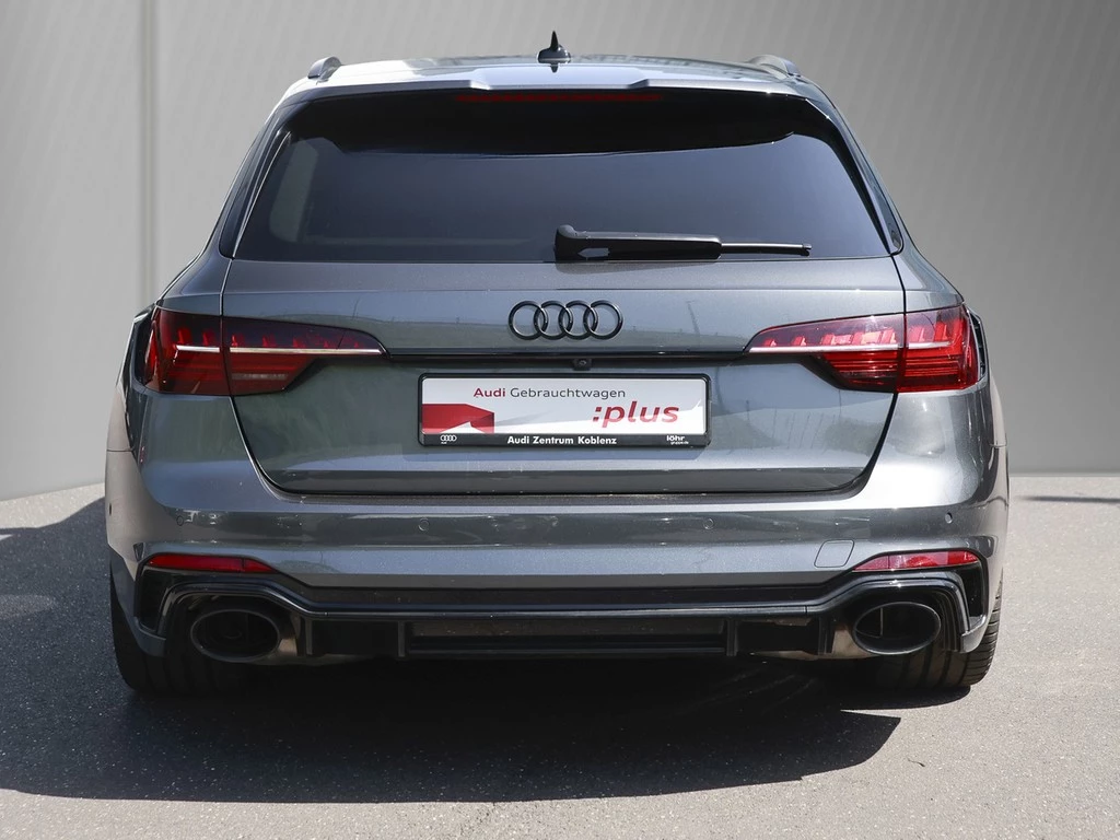 Audi RS4 Avant 2.9 TFSI Navi Matrix Panorama AHK B&O