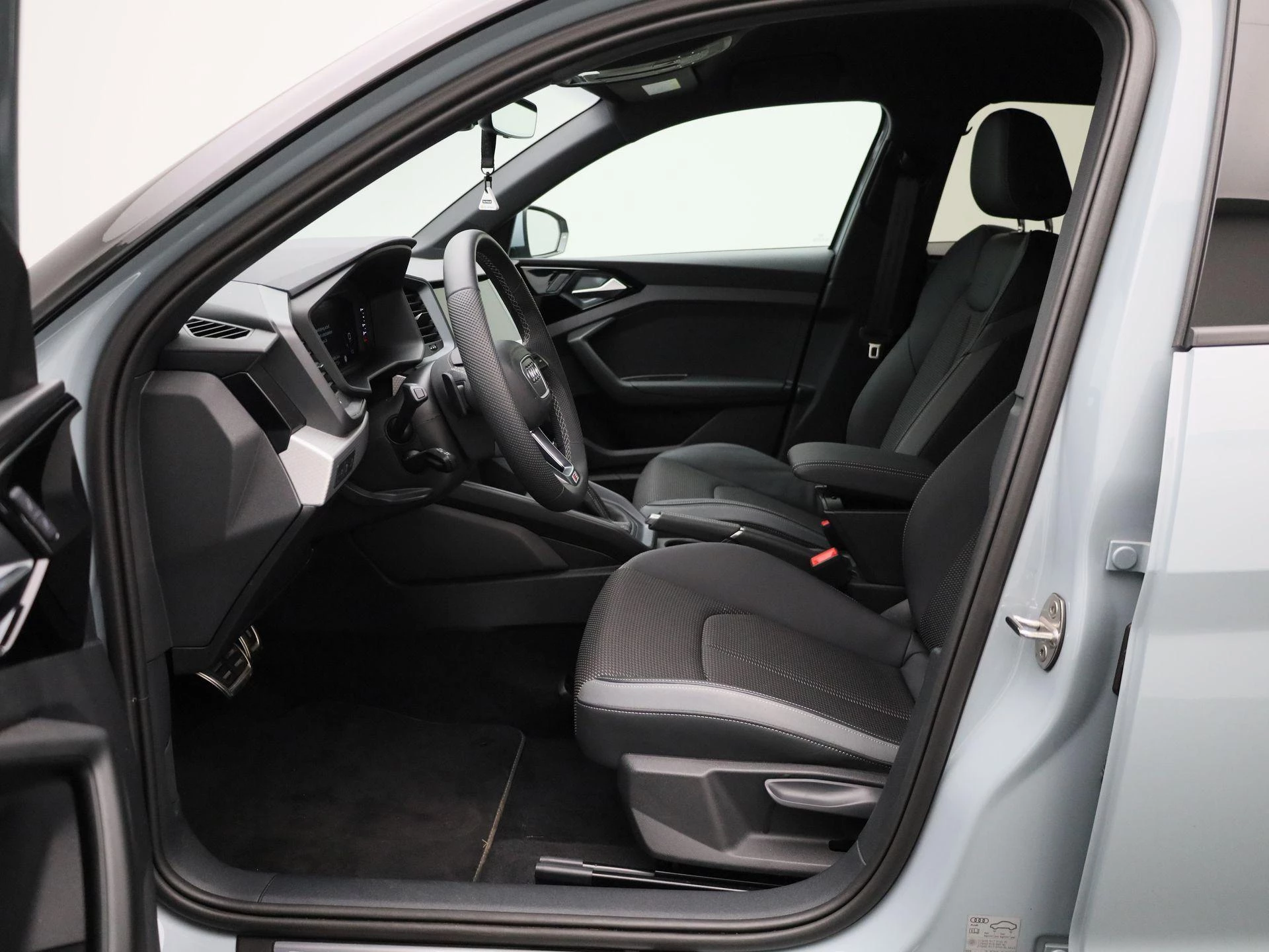 Audi-A1 Sportback-image-8