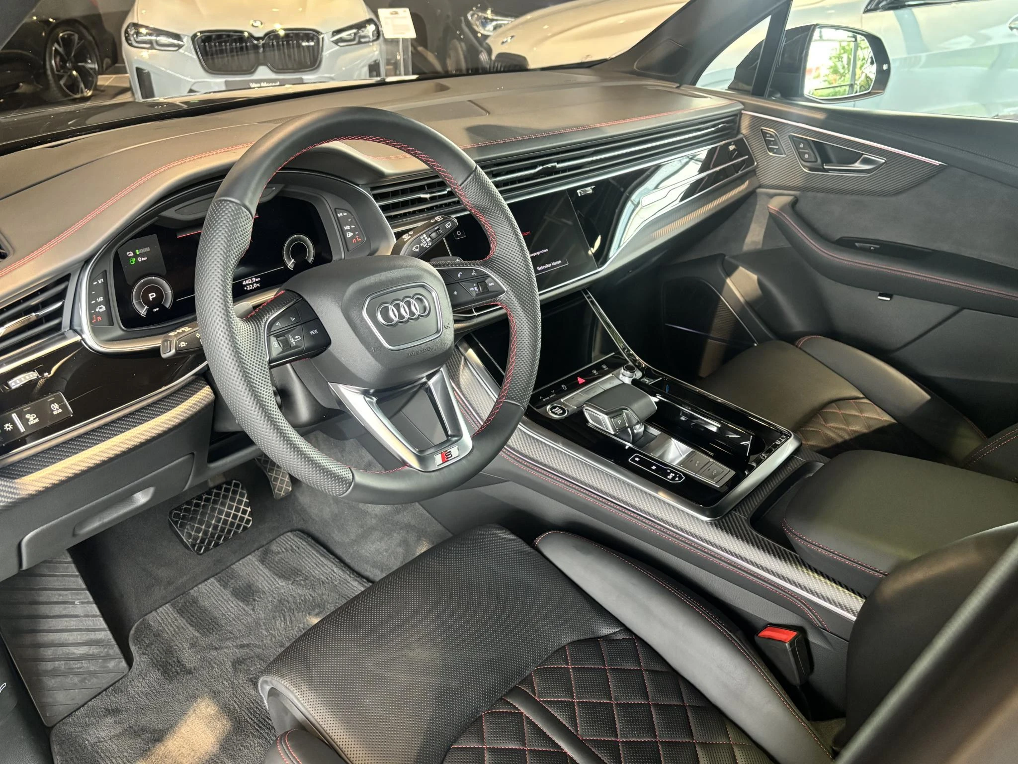 Audi-Q7-image-2