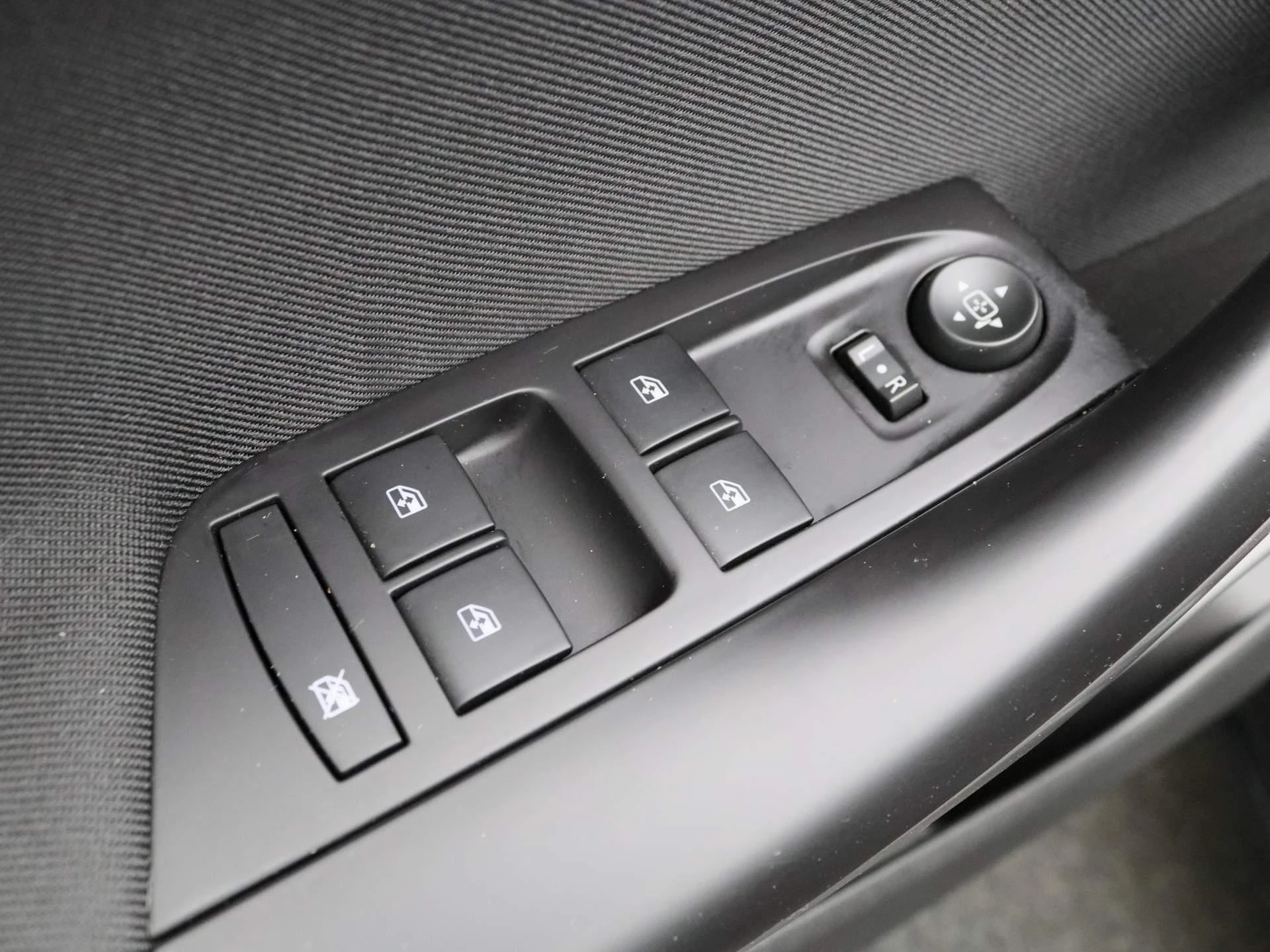 Opel-Astra-image-17