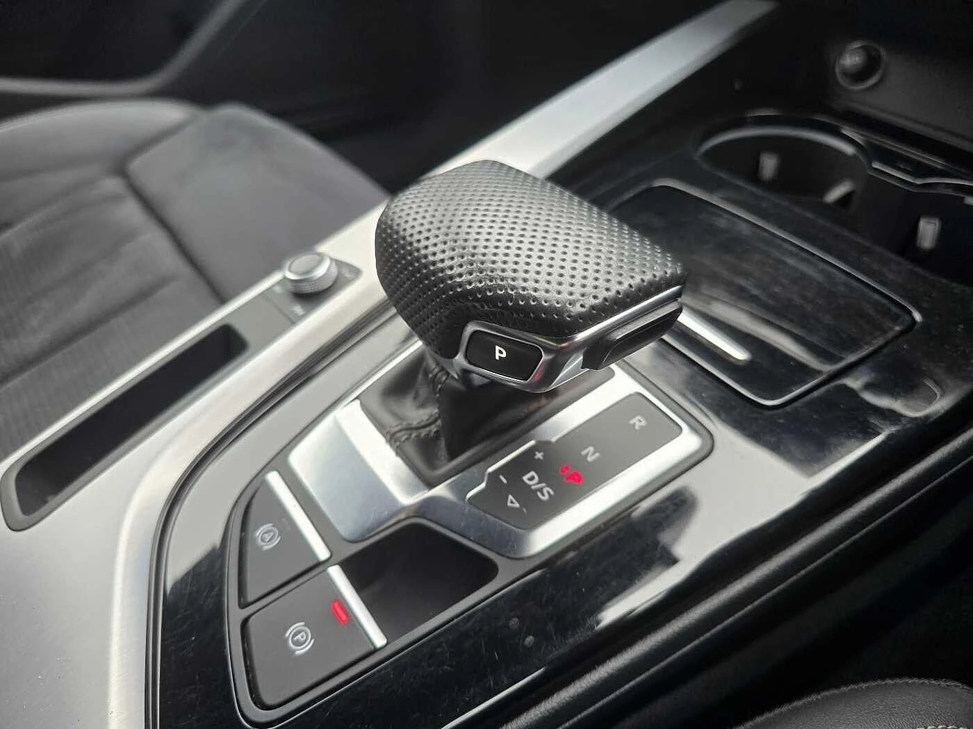 Audi-A4-image-7