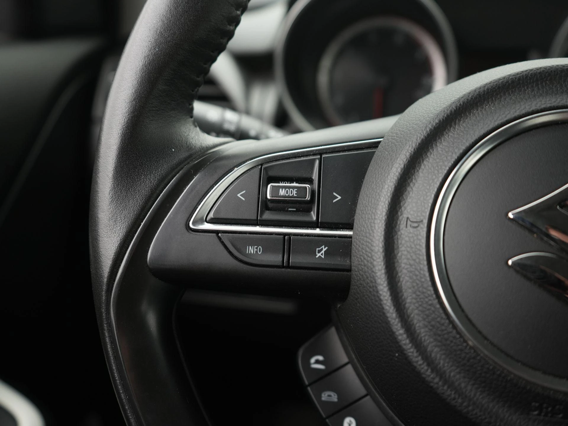 Suzuki-Swift-image-15