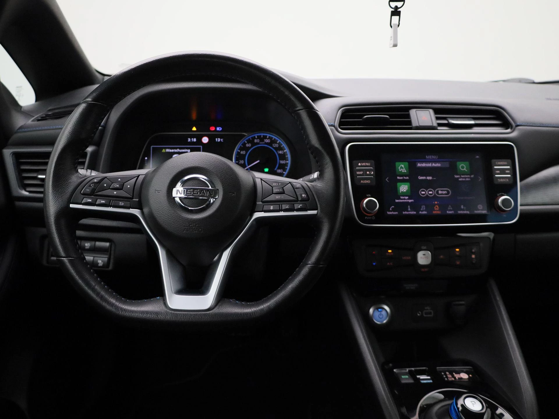 Nissan-Leaf-image-6