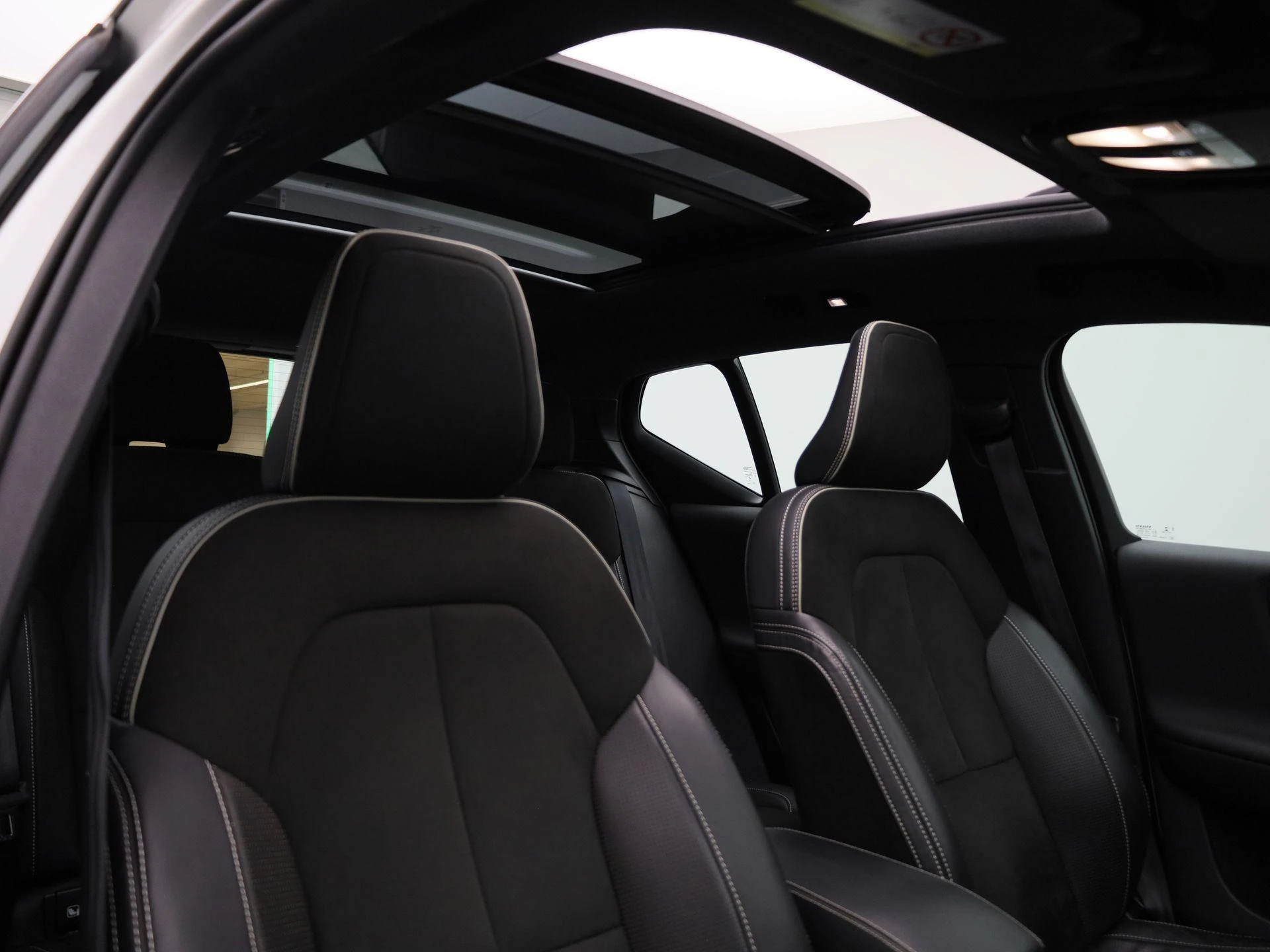 Volvo-XC40-image-43