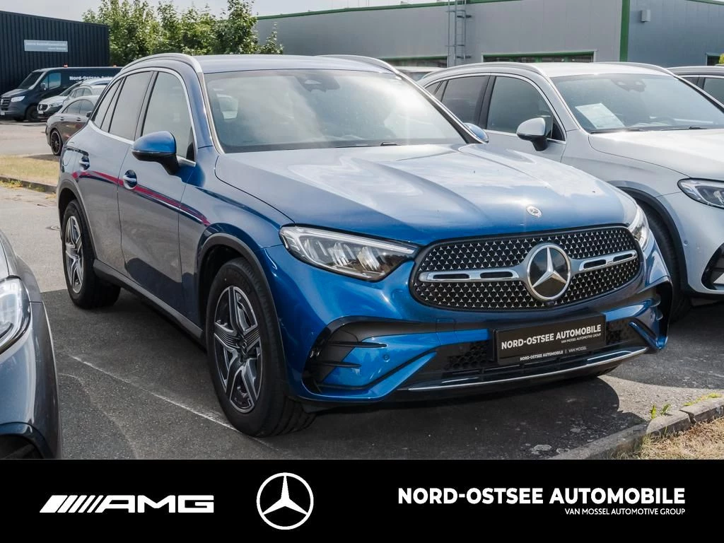 Mercedes-Benz GLC 300 d 4M AMG MBUX SHZ KLIMA KEYLESS-GO AMG Line