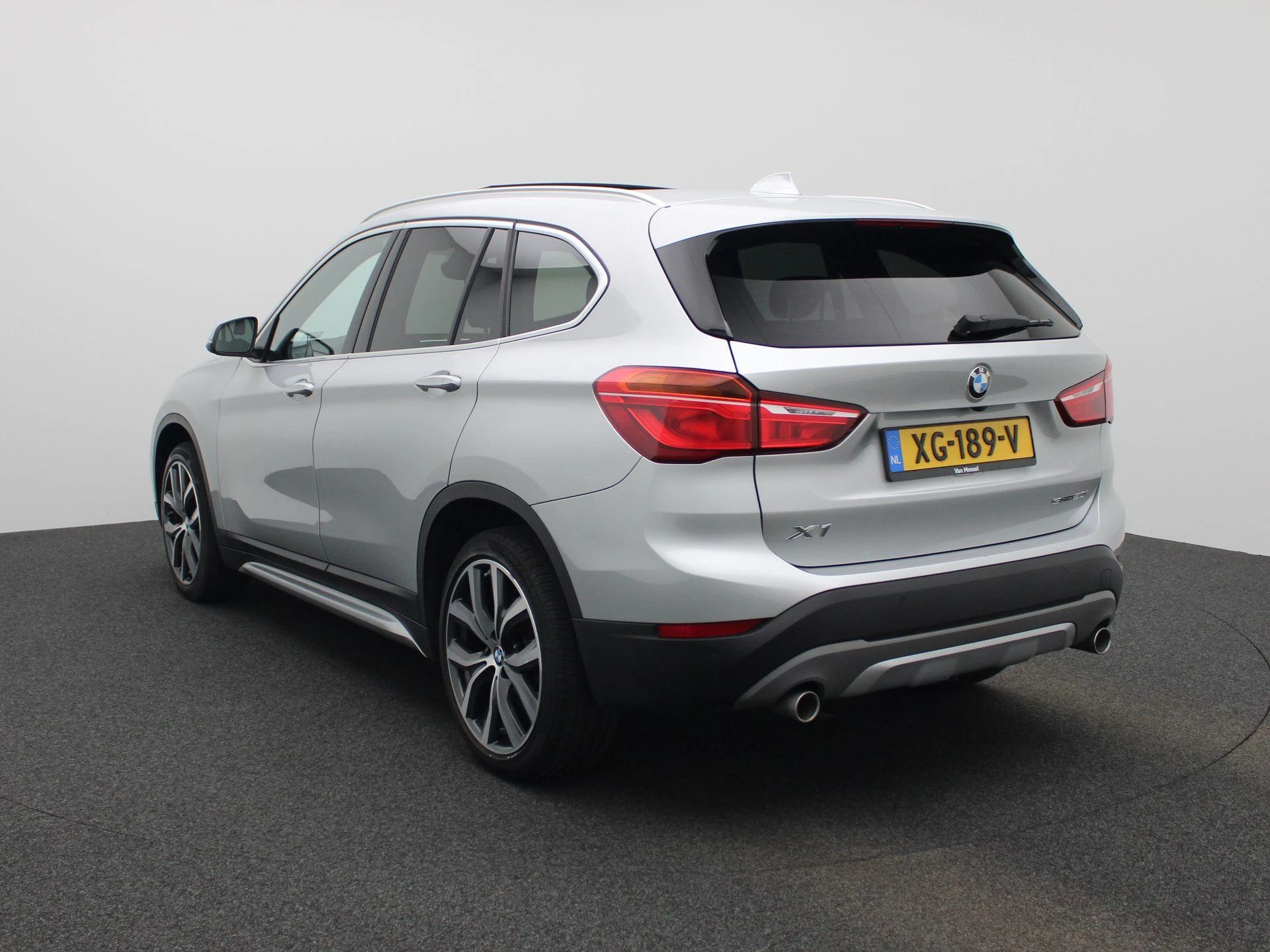 BMW-X1-image-1