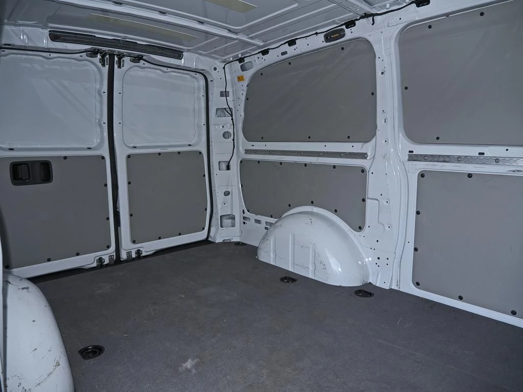 Mercedes-Benz-Vito 116-image-13