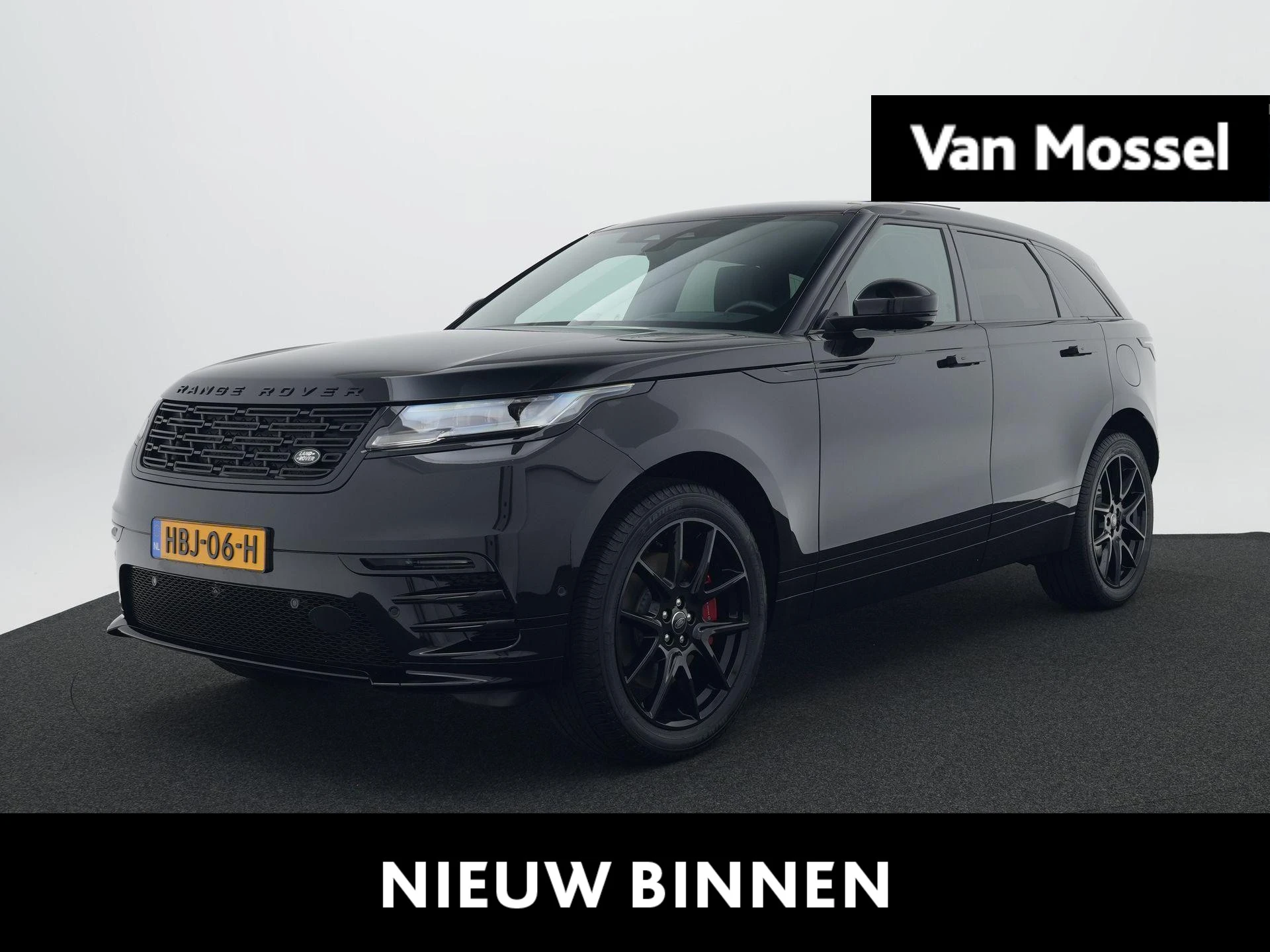 Land Rover-Range Rover Velar-image-0
