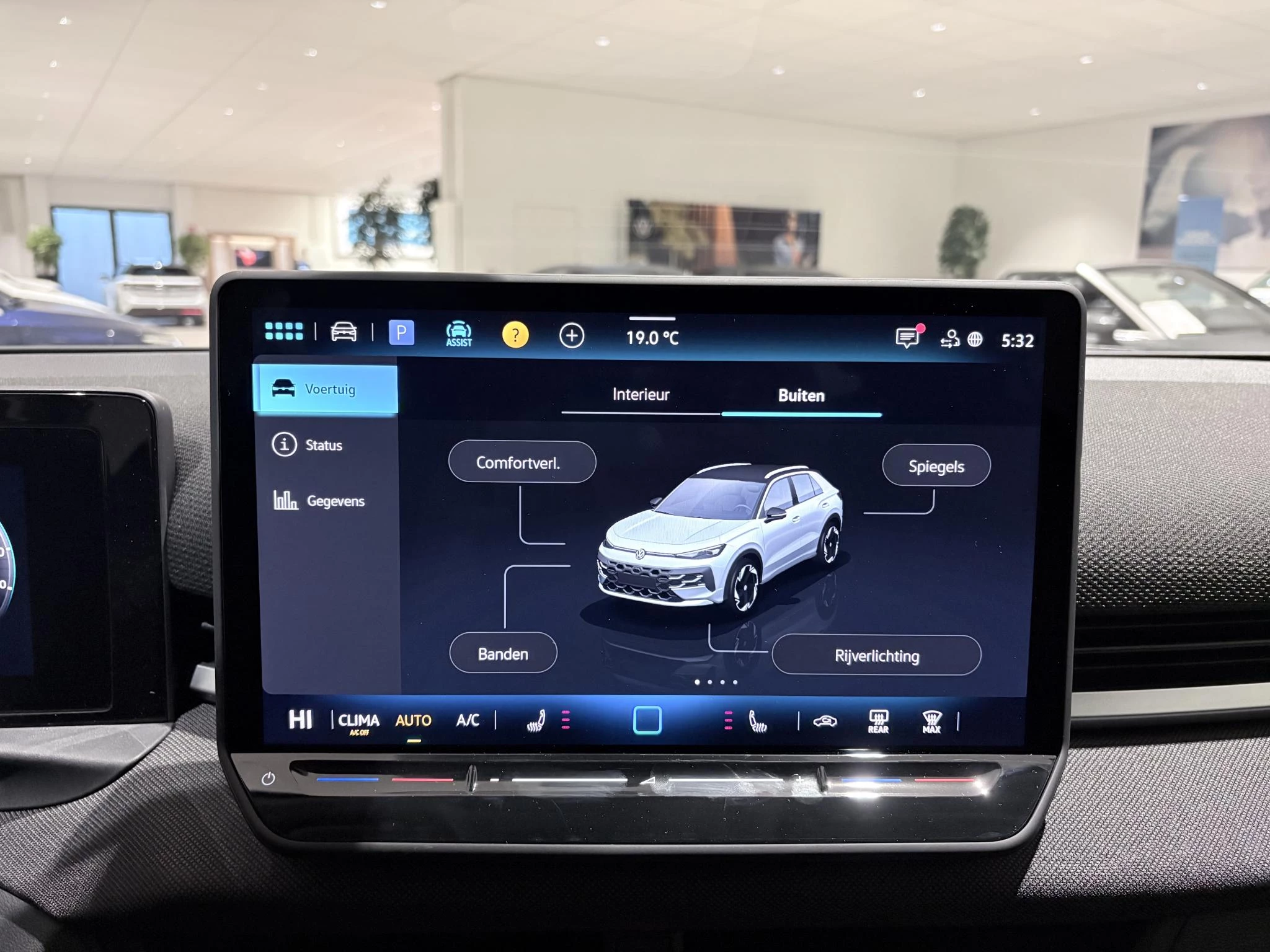 Volkswagen T-Roc 1.5 eTsi Life First Edition 116 PK Automaat