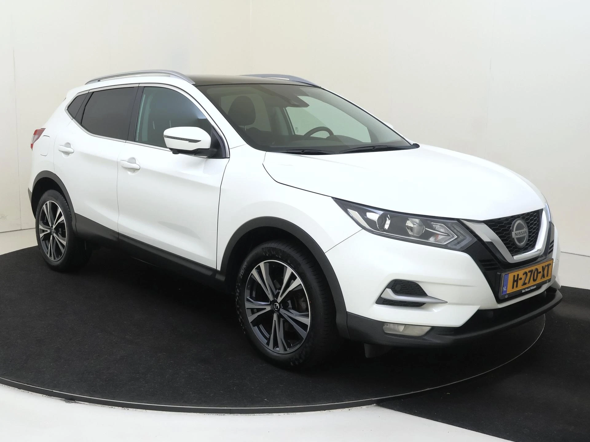 Nissan-QASHQAI-image-1